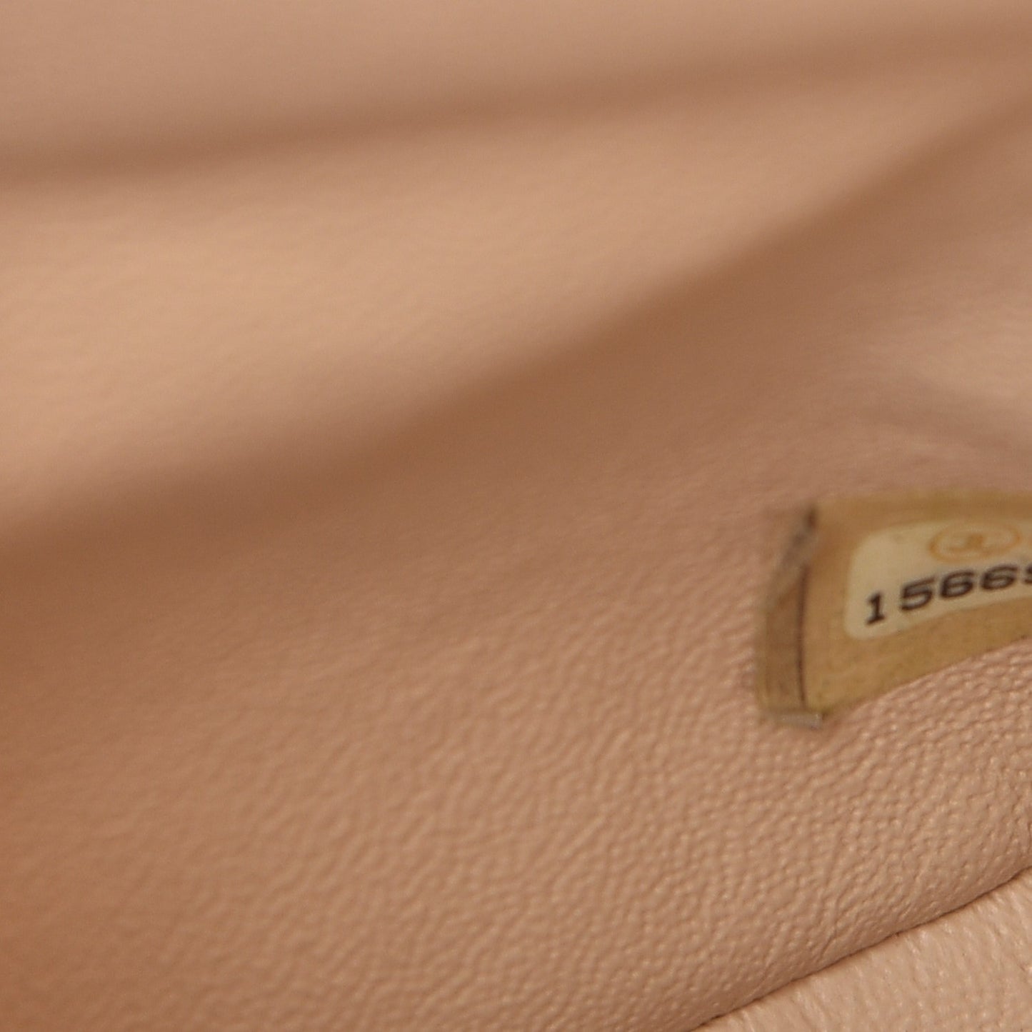 Caviar Quilted Jumbo Double Flap Beige Clair