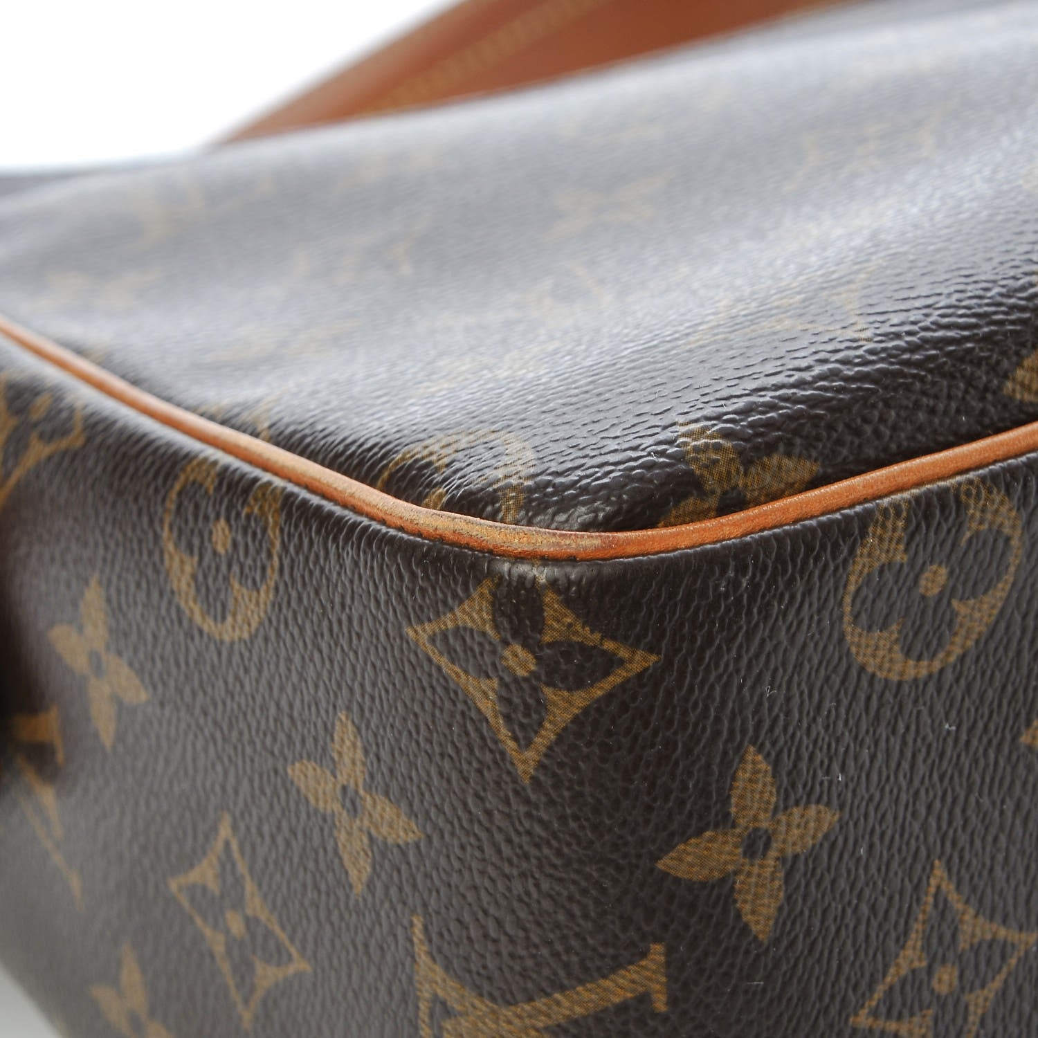 Louis Vuitton Monogram Viva-Cite GM 11 of 12