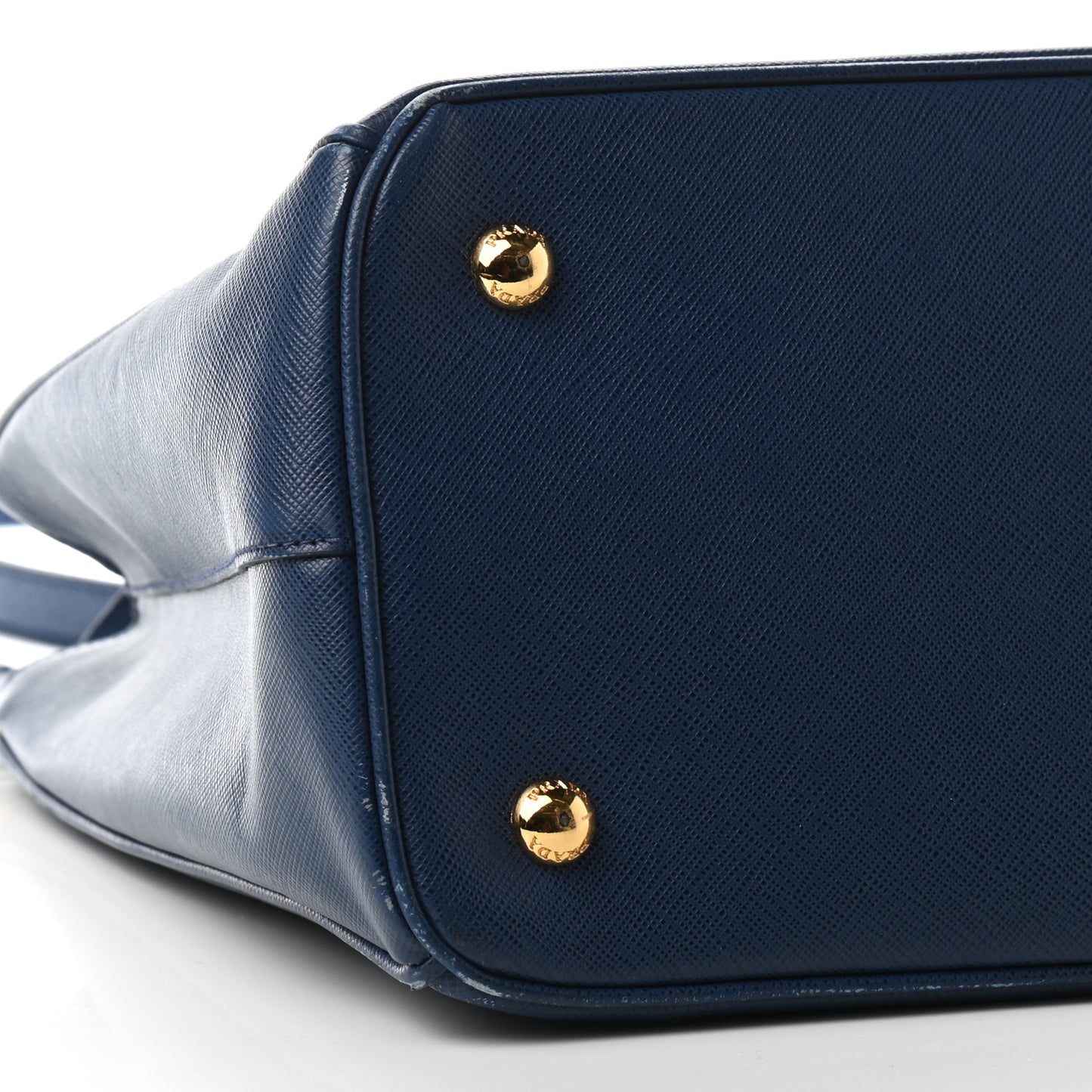Saffiano Lux Medium Tote Bluette