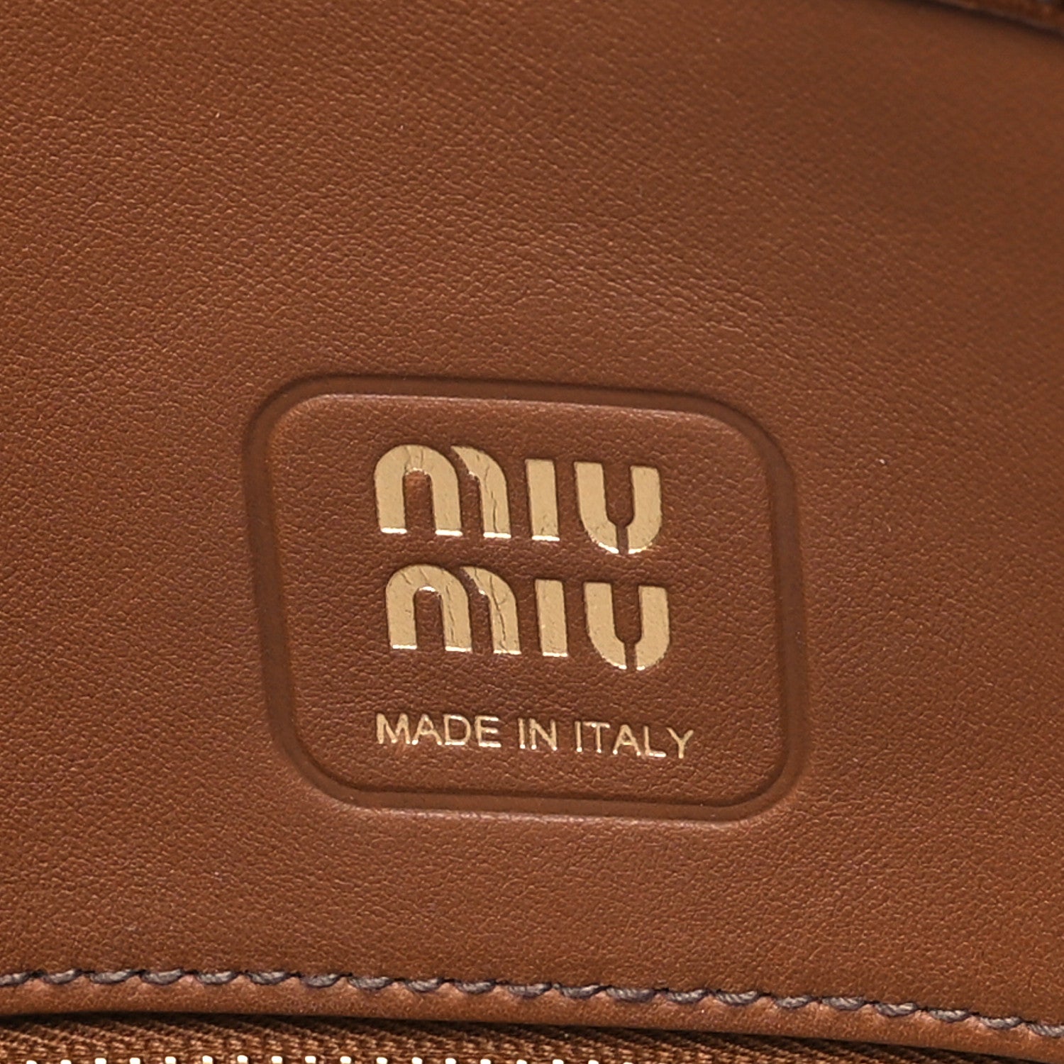 Miu Miu Camoscio Large Aventure Bag Oak 6 of 10