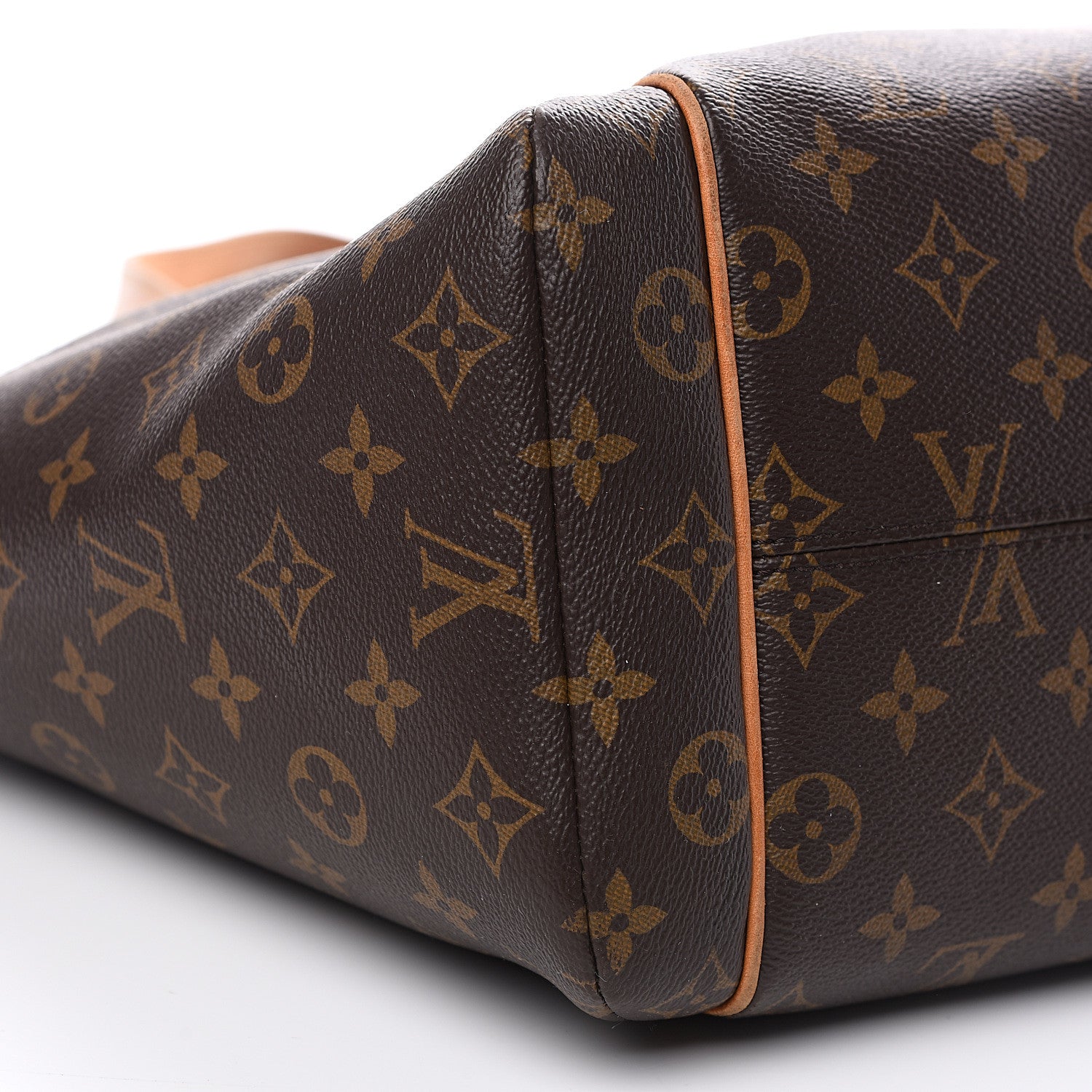 Louis Vuitton Monogram Totally MM 9 of 16