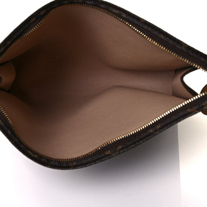 Louis Vuitton Monogram Toiletry Pouch 26 5 of 9