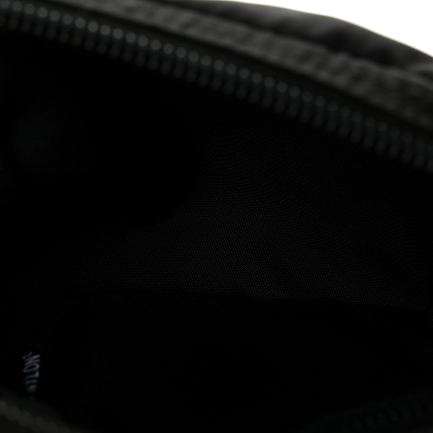 Re-Nylon Vela Cosmetic Pouch Black