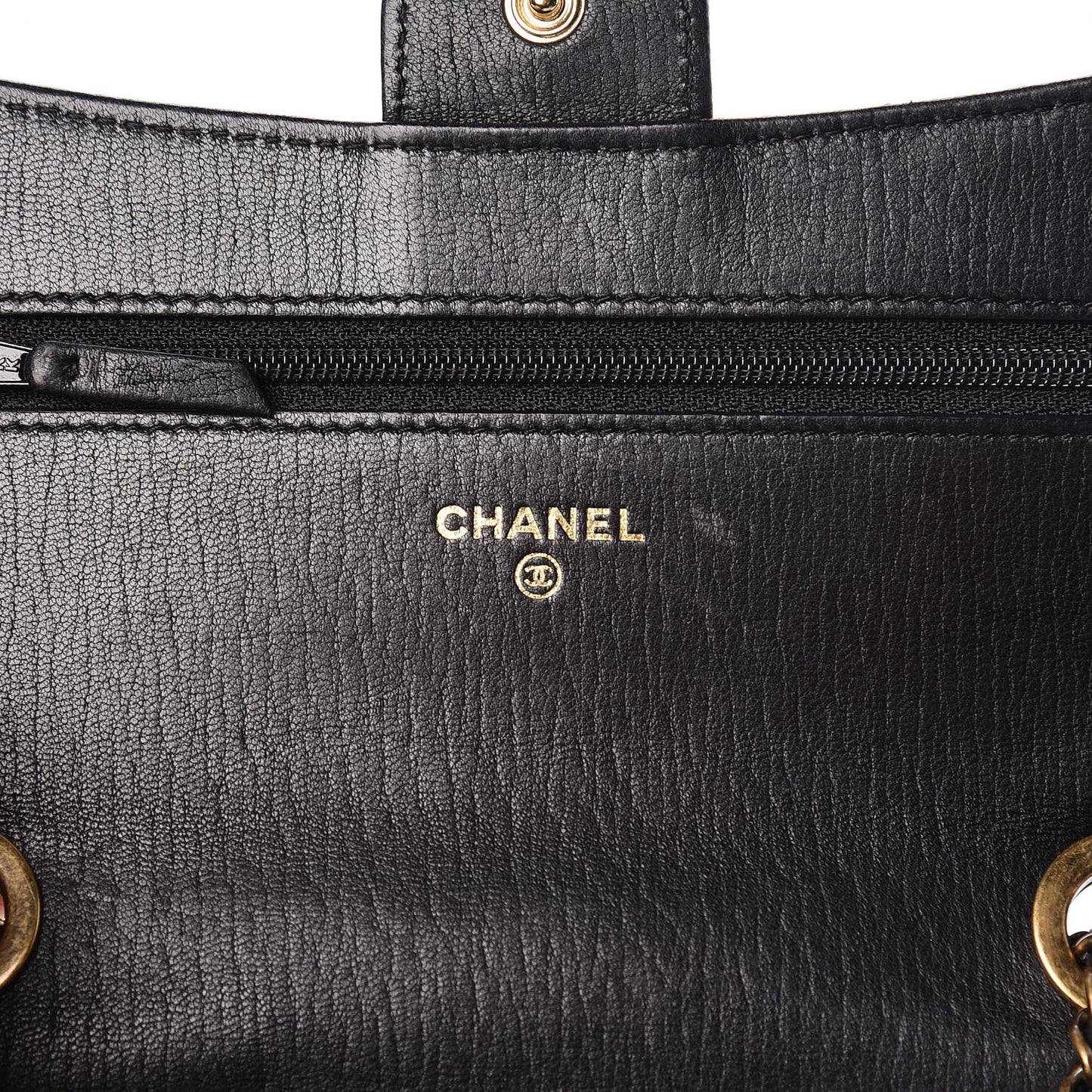 Calfskin Quilted CC Eyelet Wallet On Chain WOC Black