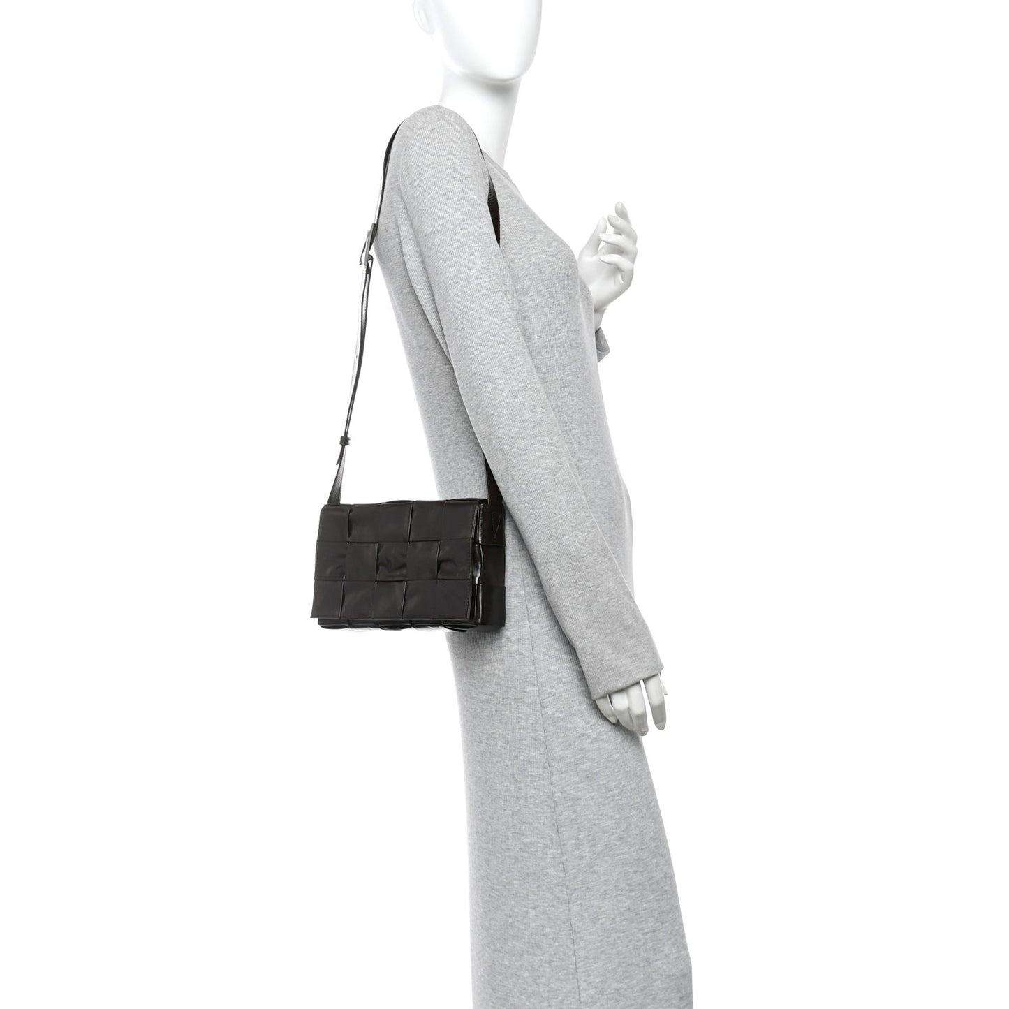Paper Calfskin Maxi Intreccio Cassette Crossbody Bag Fondant