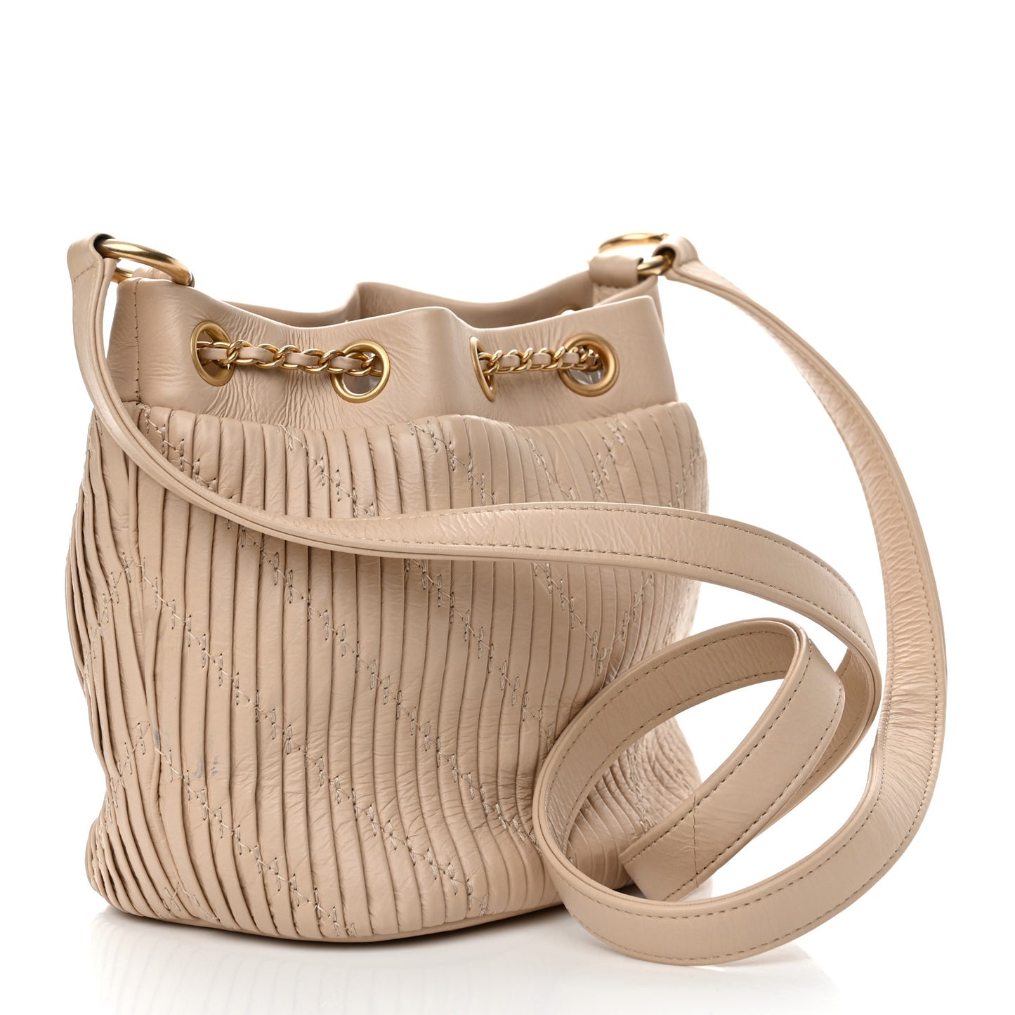 CHANELCrumpled Calfskin Coco Pleats Small Drawstring Bag Beige