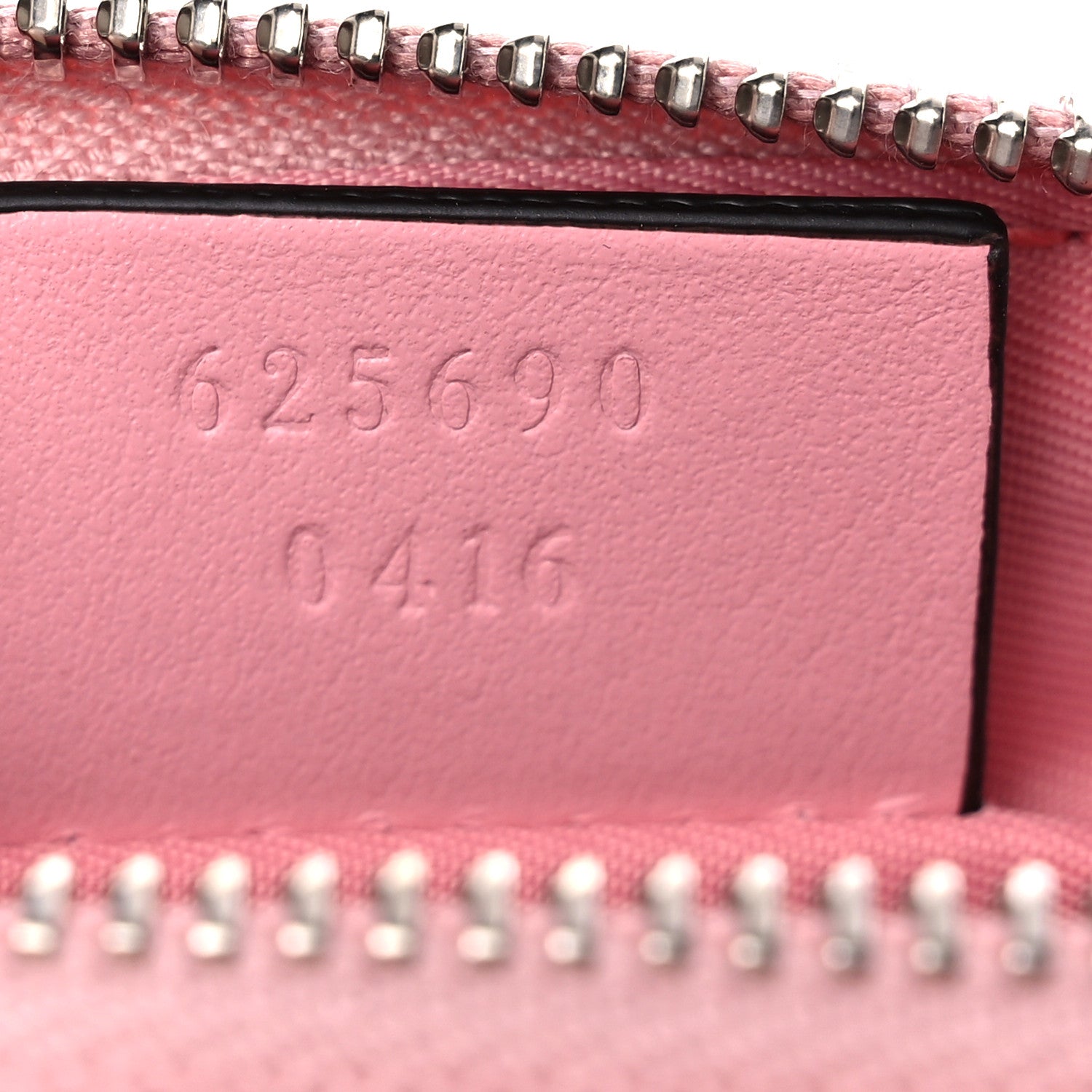 Gucci Calfskin Matelasse Large GG Marmont Pouch Cosmetic Case Wild Rose 7 of 9