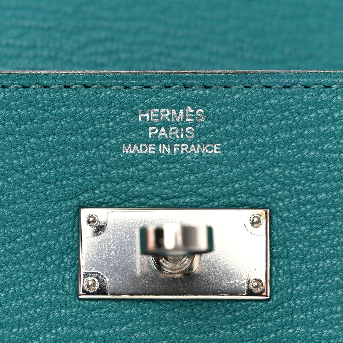 Chevre Mysore Kelly Longue Wallet Bleu Paon