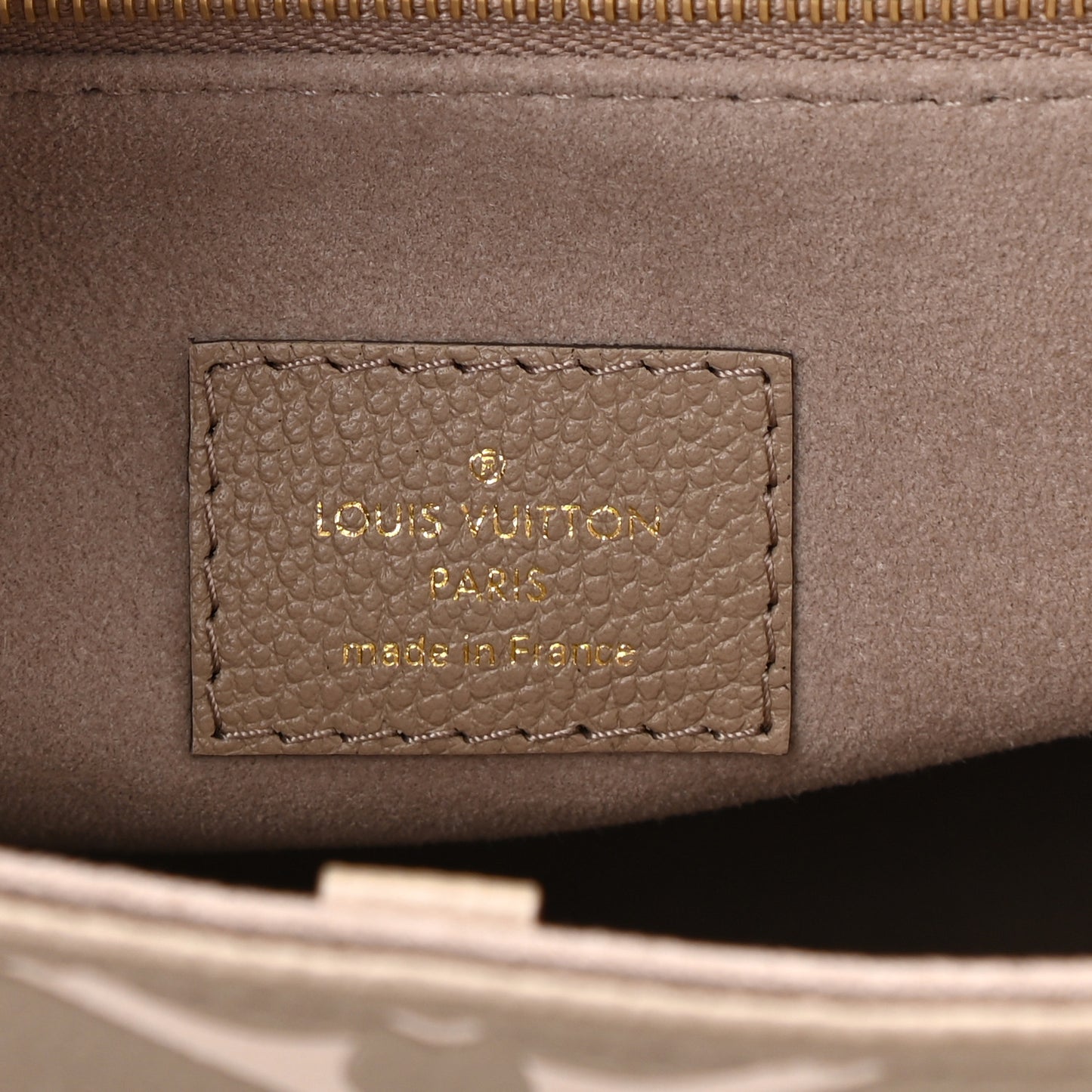 Empreinte Monogram Giant Onthego PM Tourterelle Creme