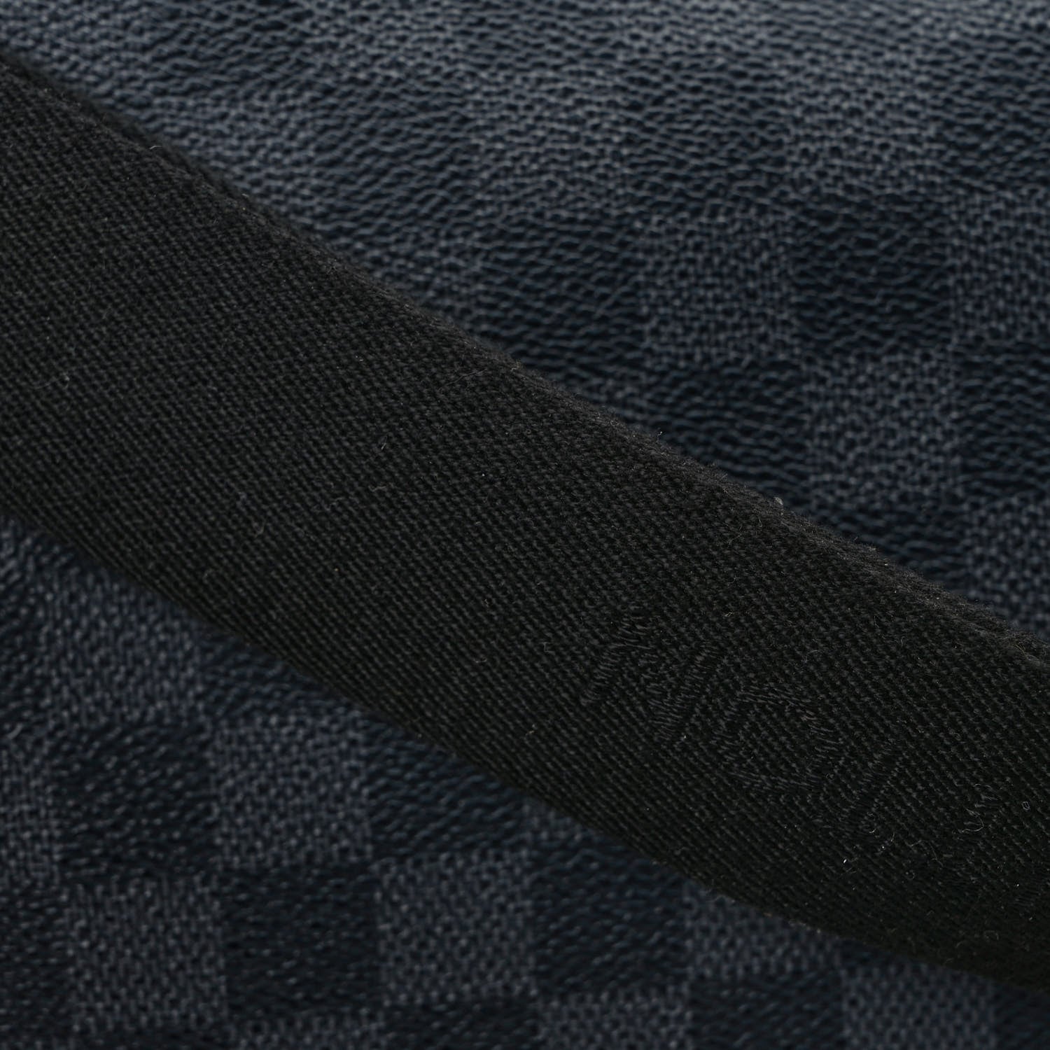 Louis Vuitton Damier Graphite Mick MM 9 of 10