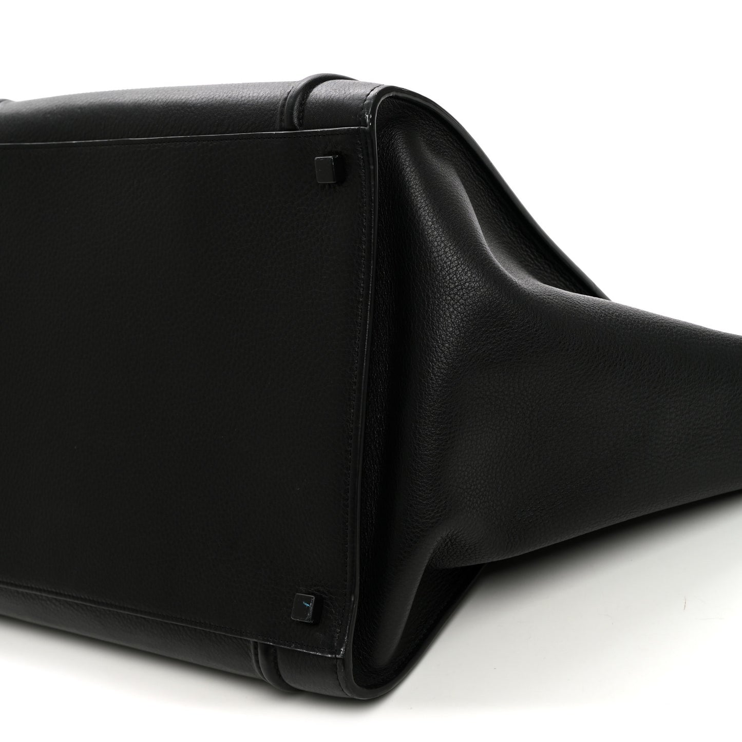 Supple Calfskin Medium Phantom Luggage Black