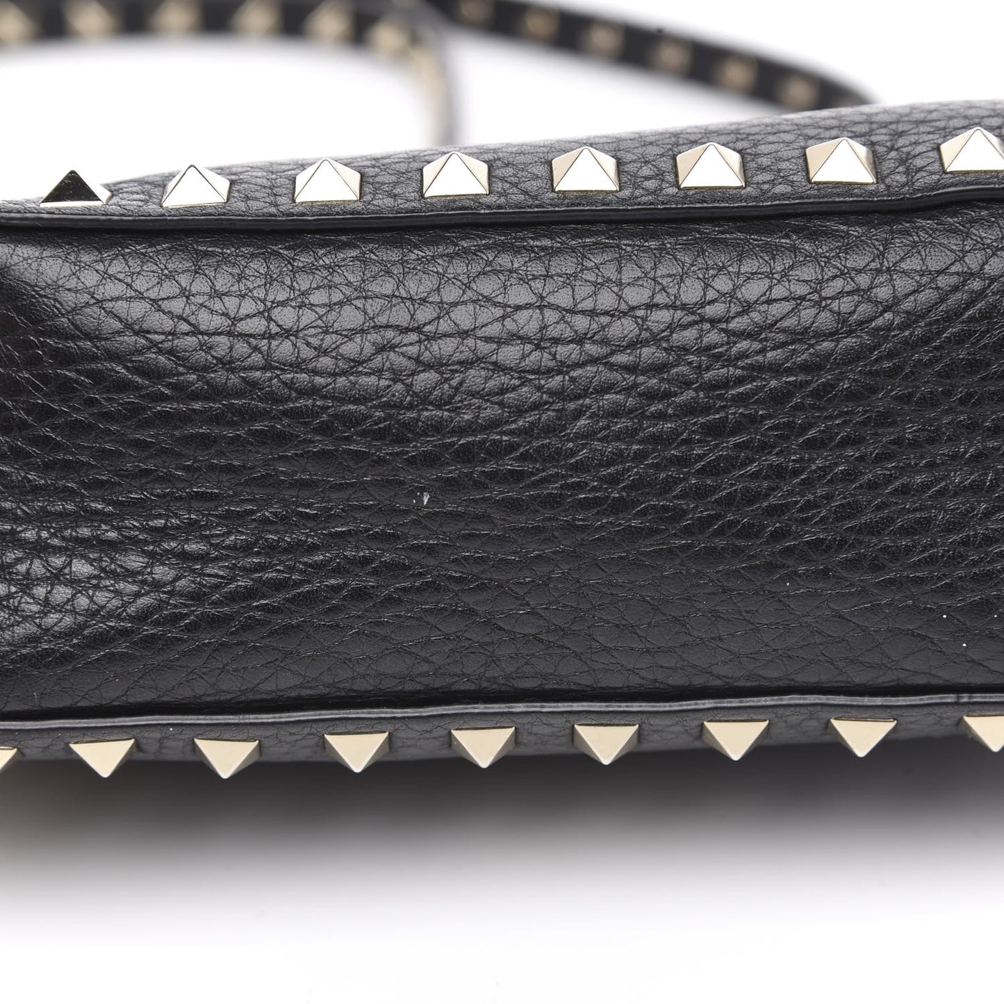 Pebbled Calfskin Rockstud Camera Crossbody Bag Black