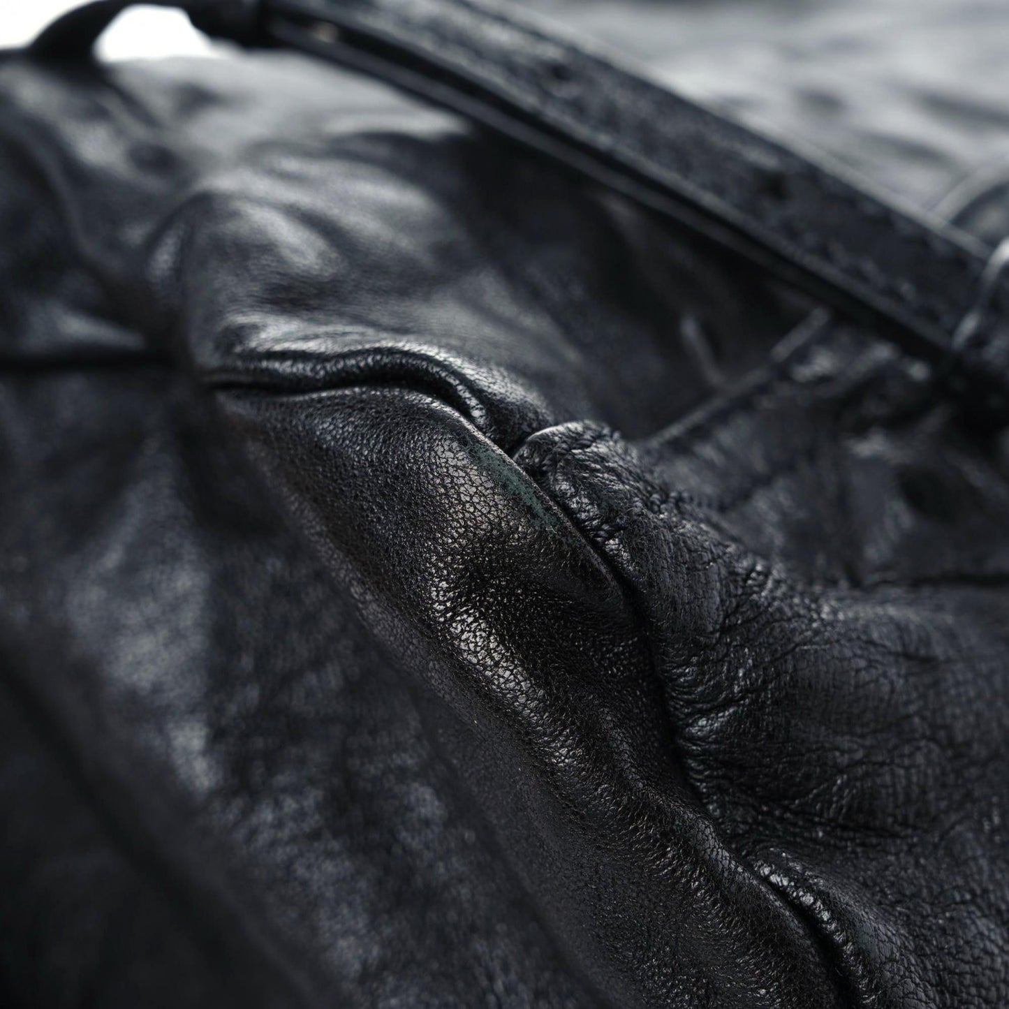 Tumbled Sheepskin Mini Pandora Black