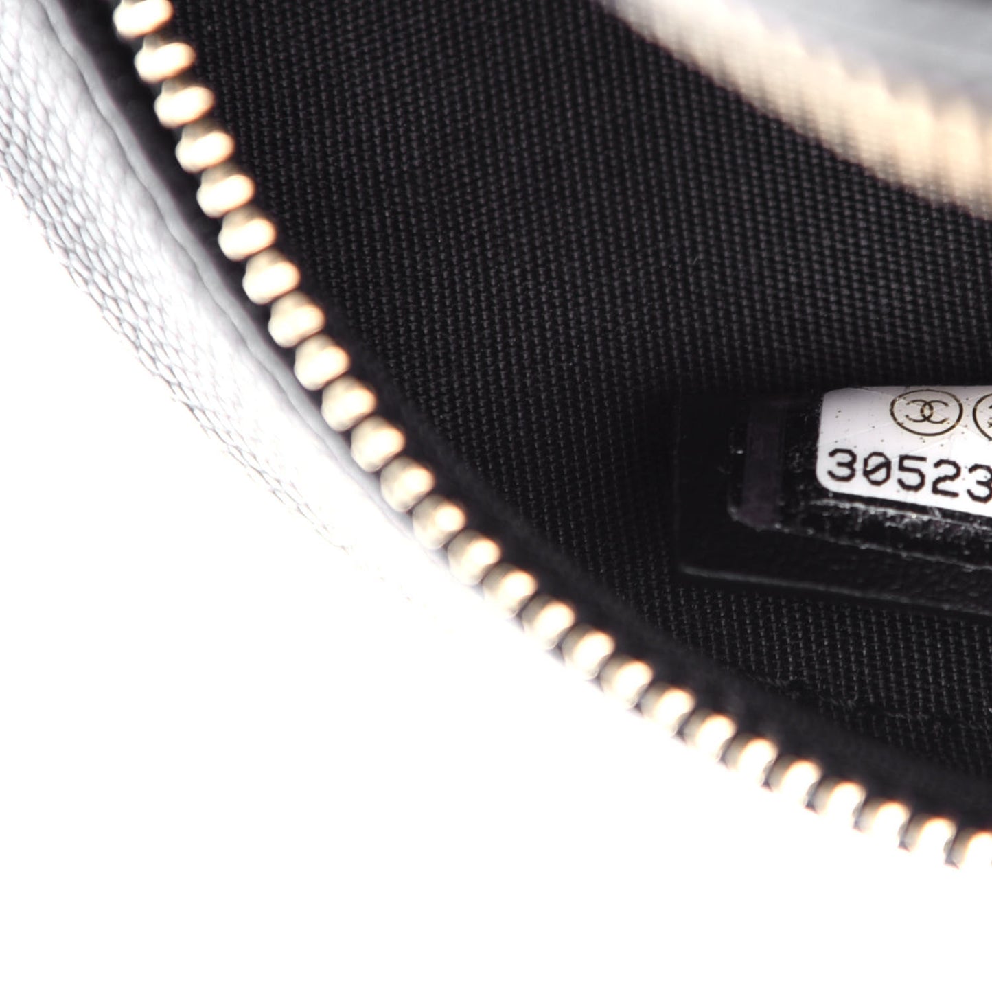 Caviar Quilted French New Wave Round Clutch With Chain Black