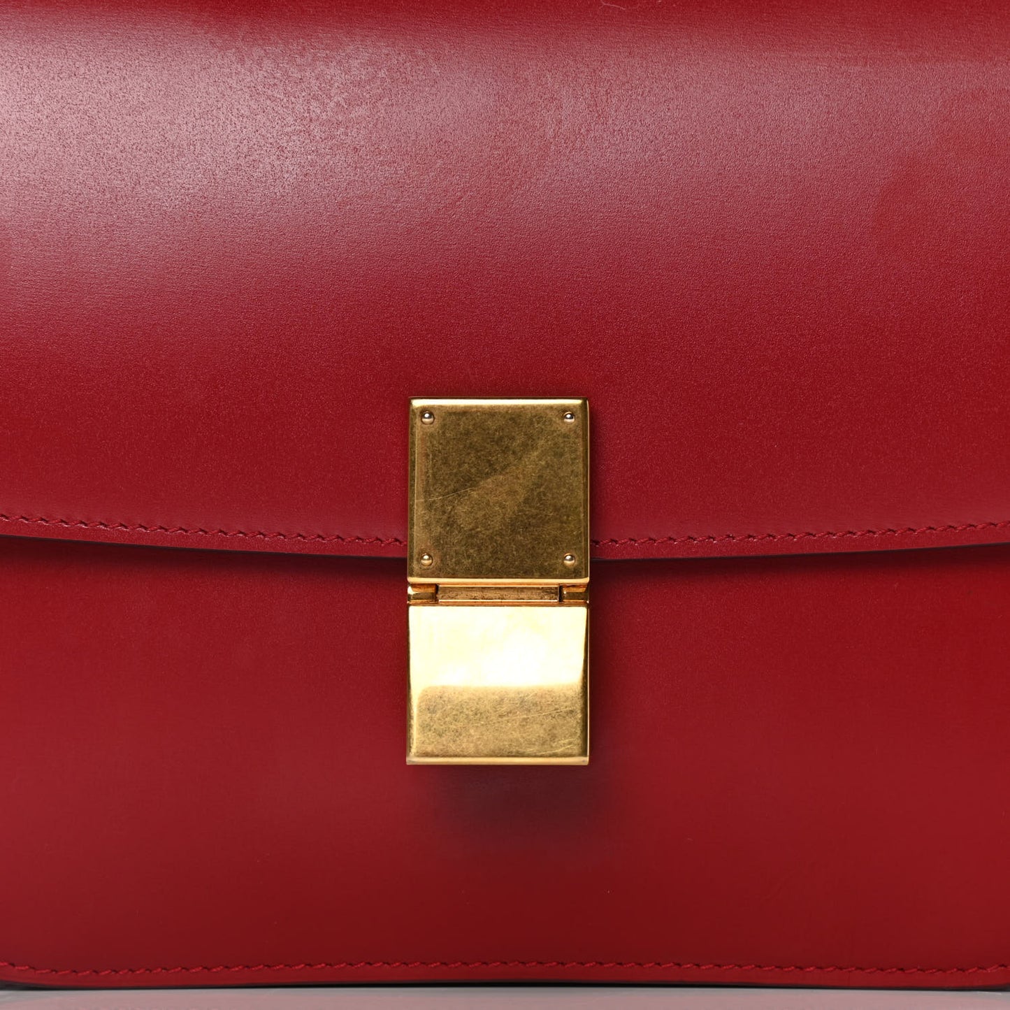 Box Calfskin Medium Classic Box Flap Bag Red