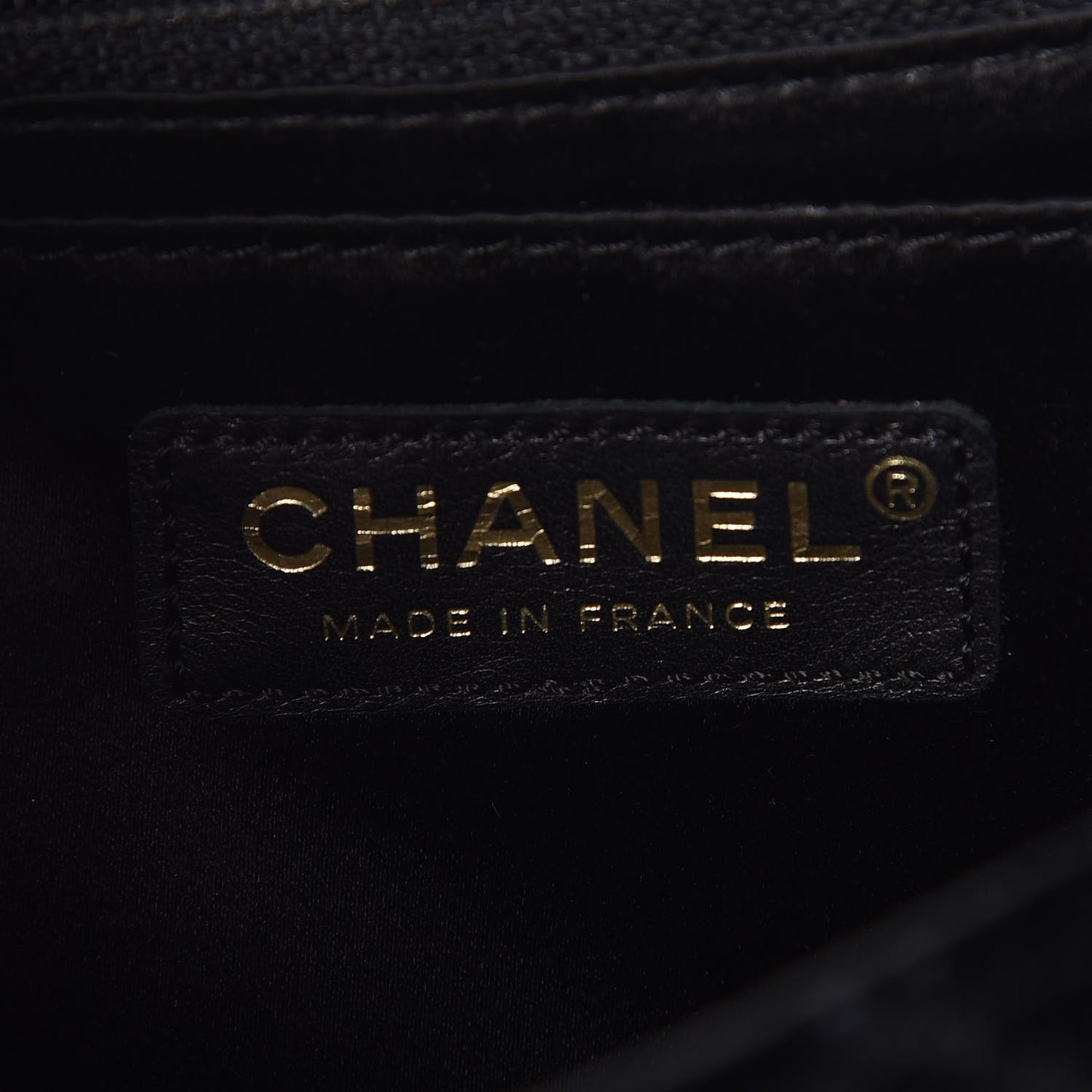 Velvet Pearl Quilted Medium Single Flap Black