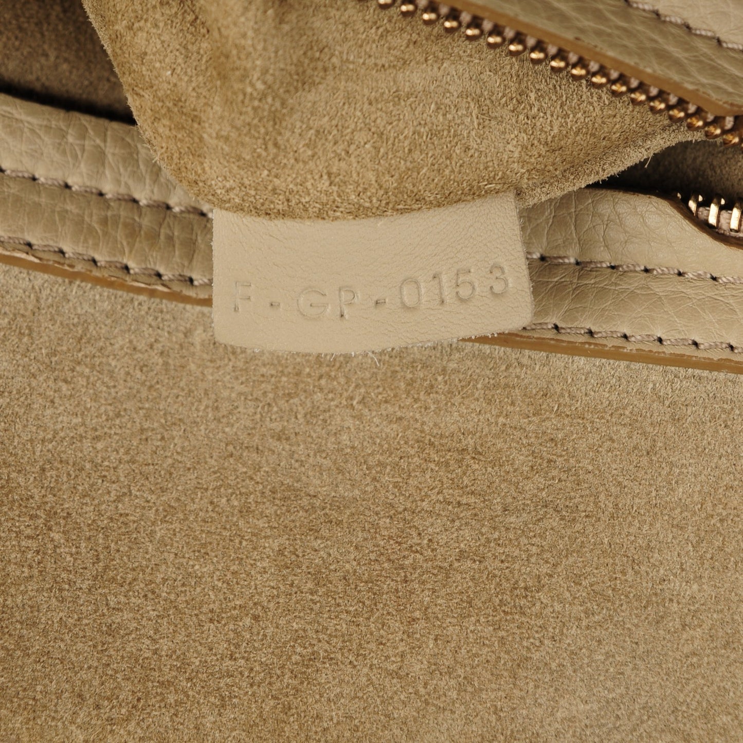 Supple Calfskin Medium Phantom Luggage Dune