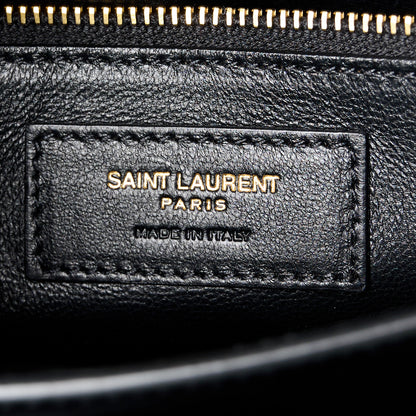 Saint Laurent Grain De Poudre Monogram Cassandra Clasp Bag Black 6 of 11