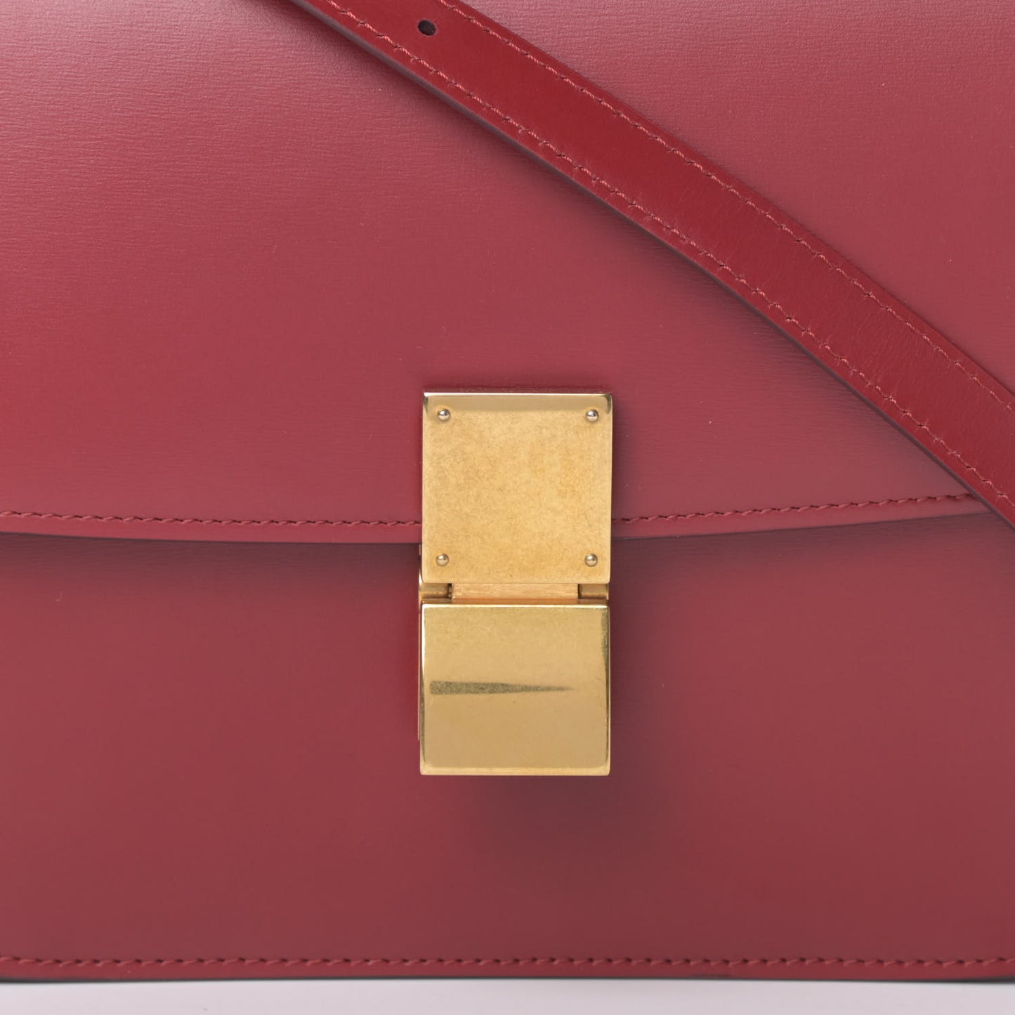 Box Calfskin Medium Classic Box Flap Bag Red