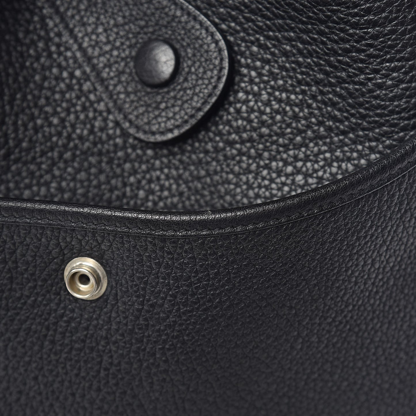 Taurillon Clemence Evelyne III TGM Black