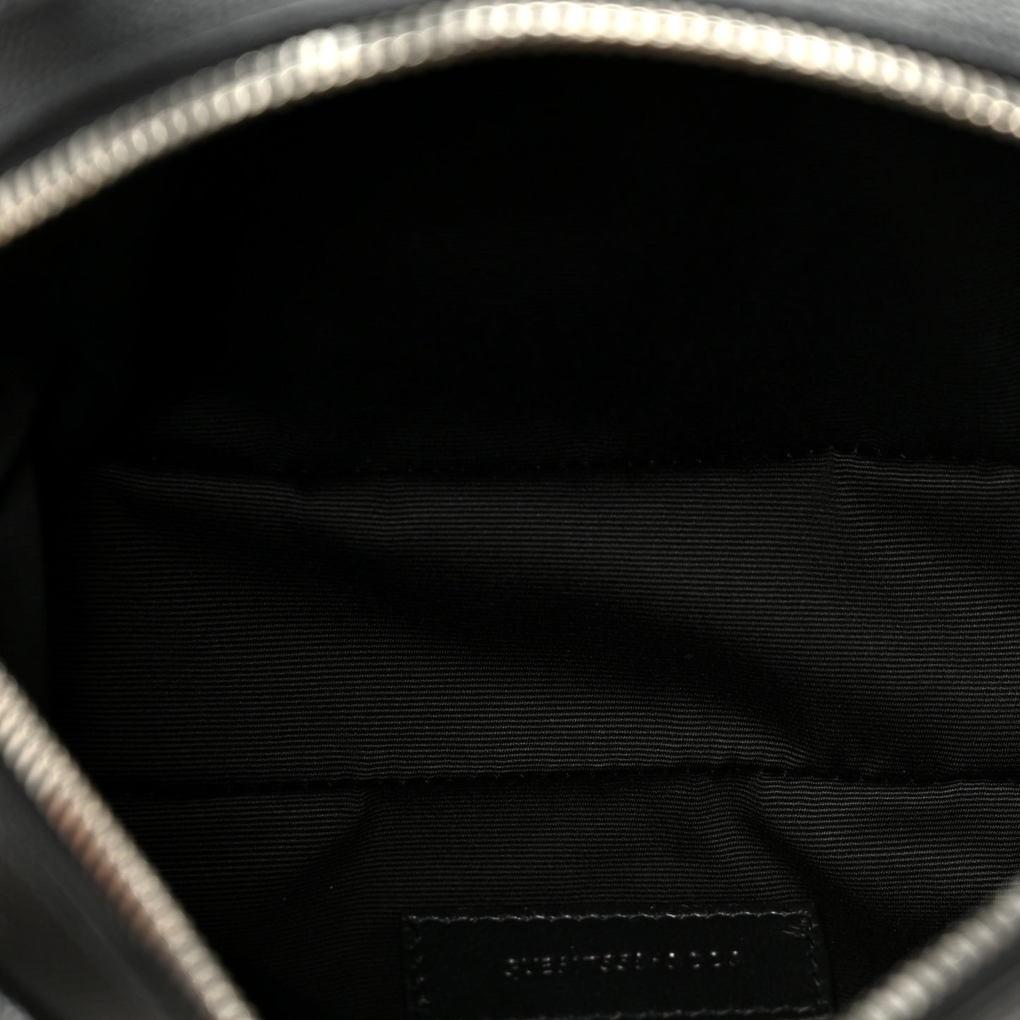 Grain De Poudre Toiletry Case Black