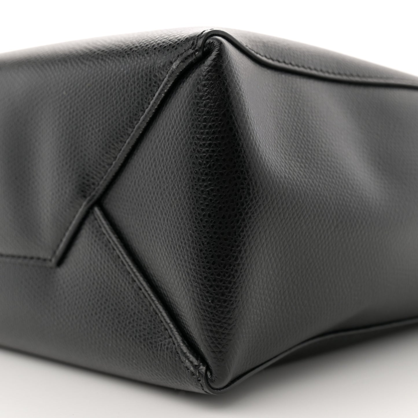 Grained Calfskin Small Vertical Cabas Black