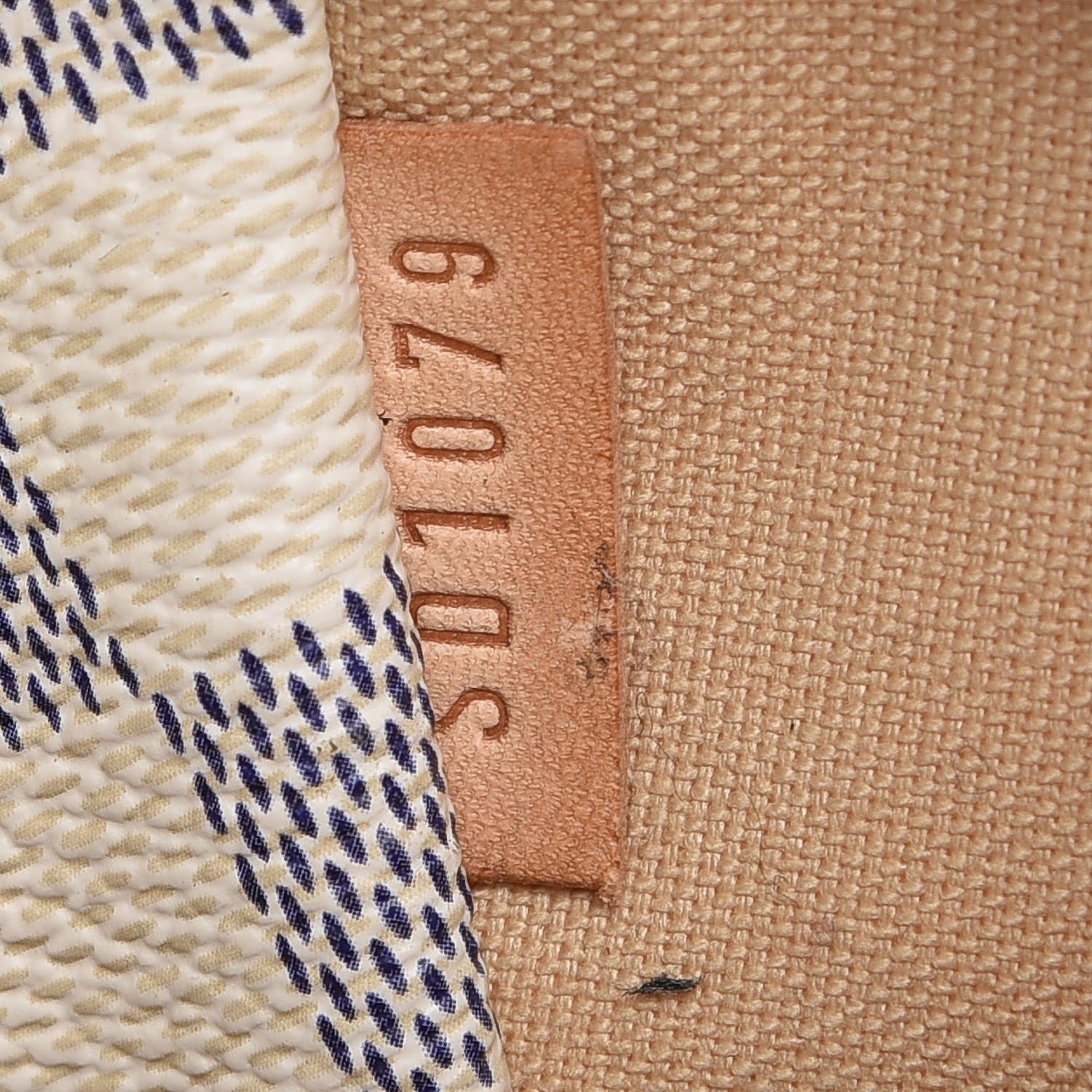 Louis Vuitton Damier Azur Totally GM 7 of 13