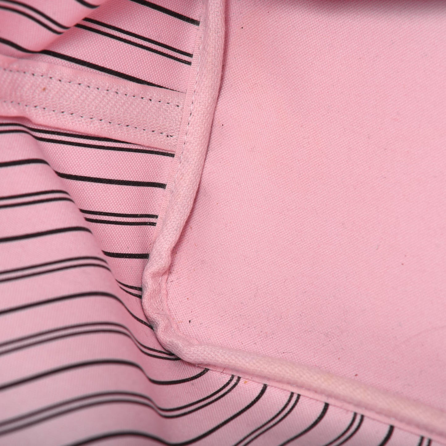 Monogram Neo Neverfull MM Rose Ballerine