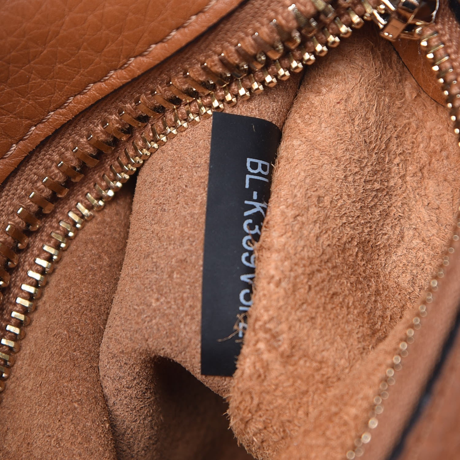 Valentino Garavani Pebbled Calfskin Rockstud Double Handle Tote Light Cuir 8 of 11