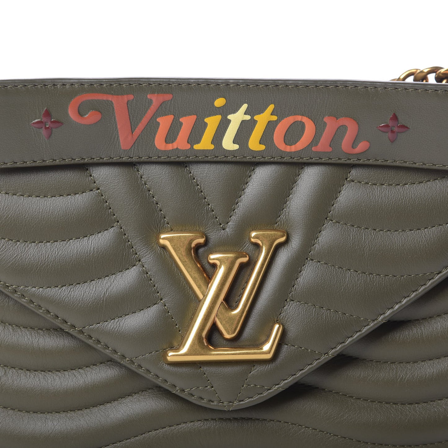 Calfskin New Wave Chain MM Kaki