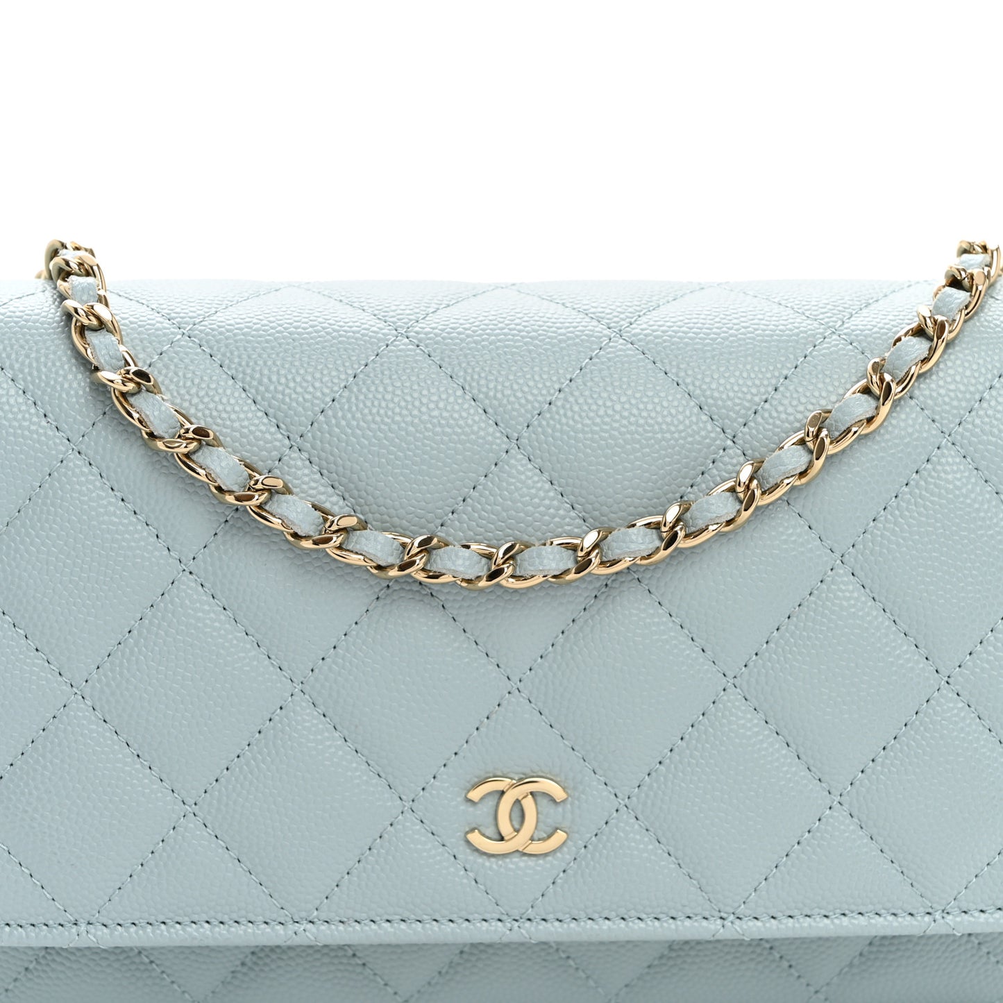 Caviar Quilted Wallet on Chain WOC Light Blue