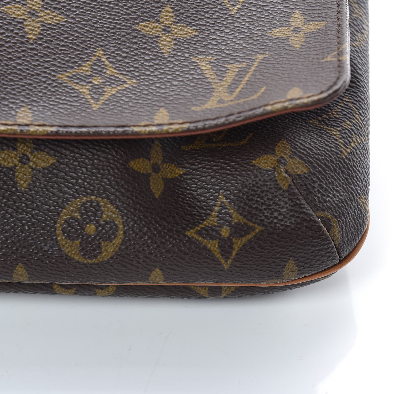 Louis Vuitton Monogram Musette Tango 9 of 9