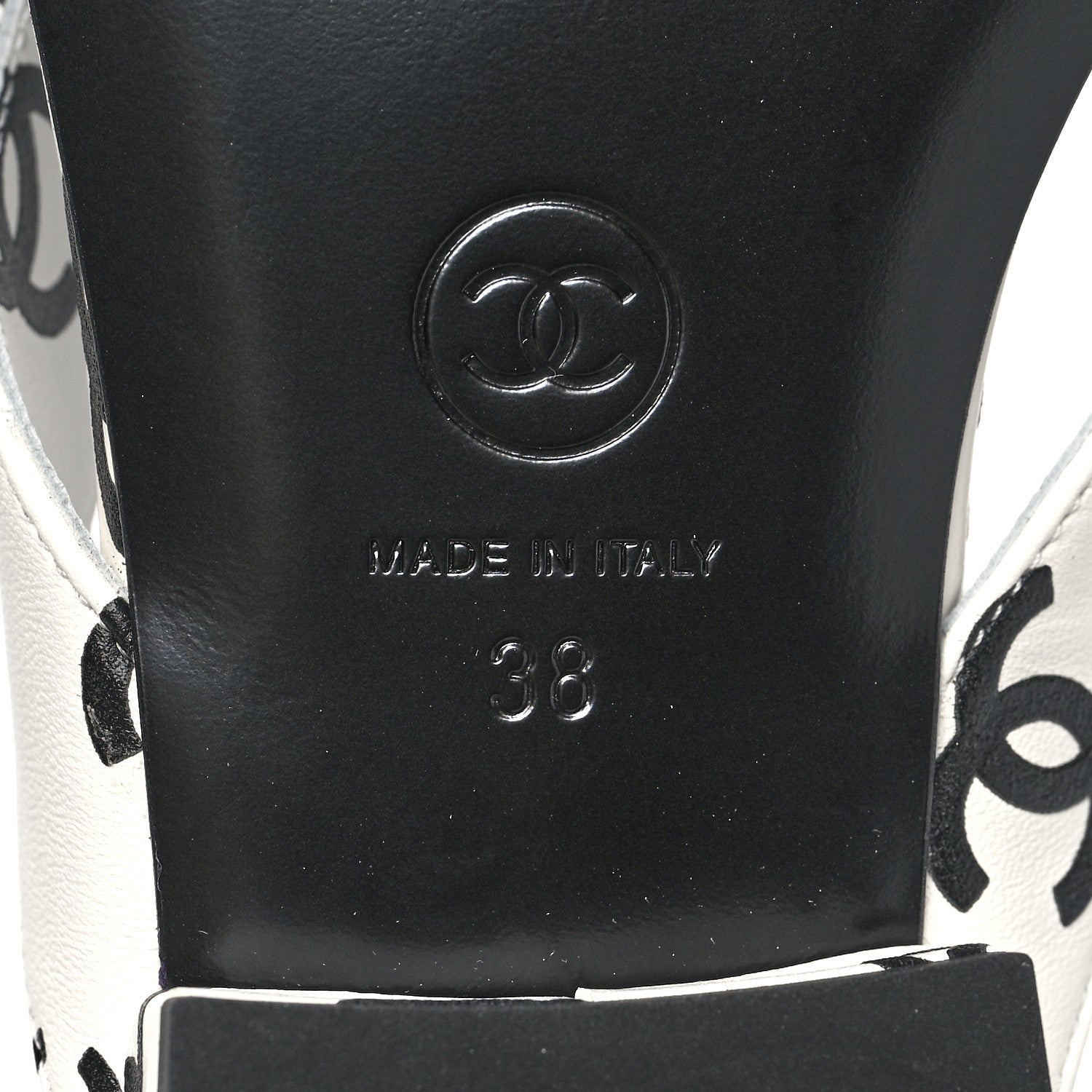 Chanel Lambskin Printed CC Thong Sandals 38 White Black 7 of 8