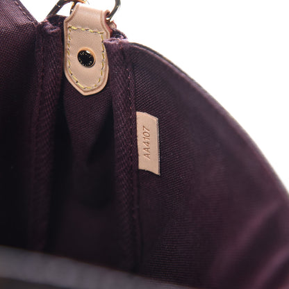 Louis Vuitton Monogram Favorite MM 7 of 9