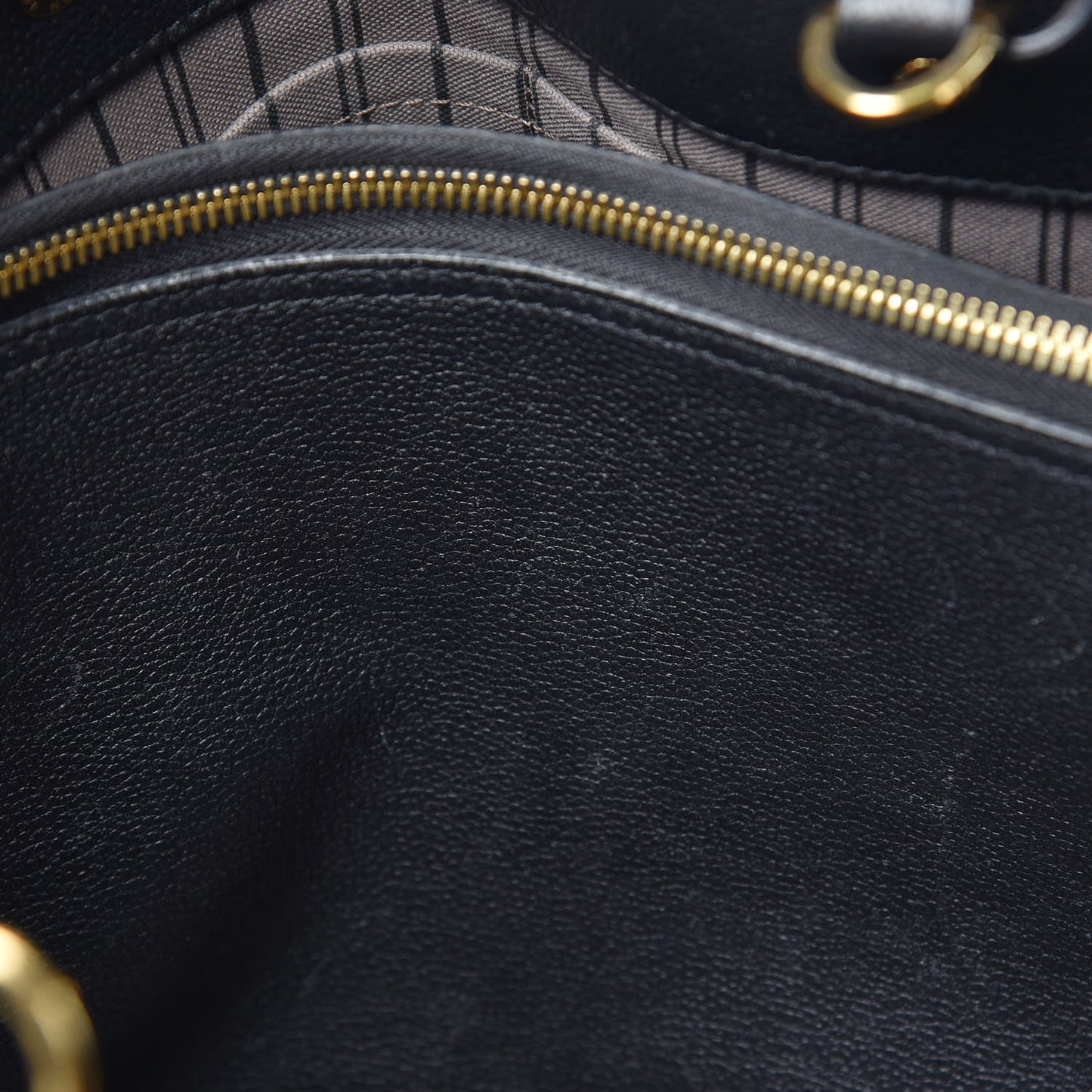 Empreinte Montaigne GM Black