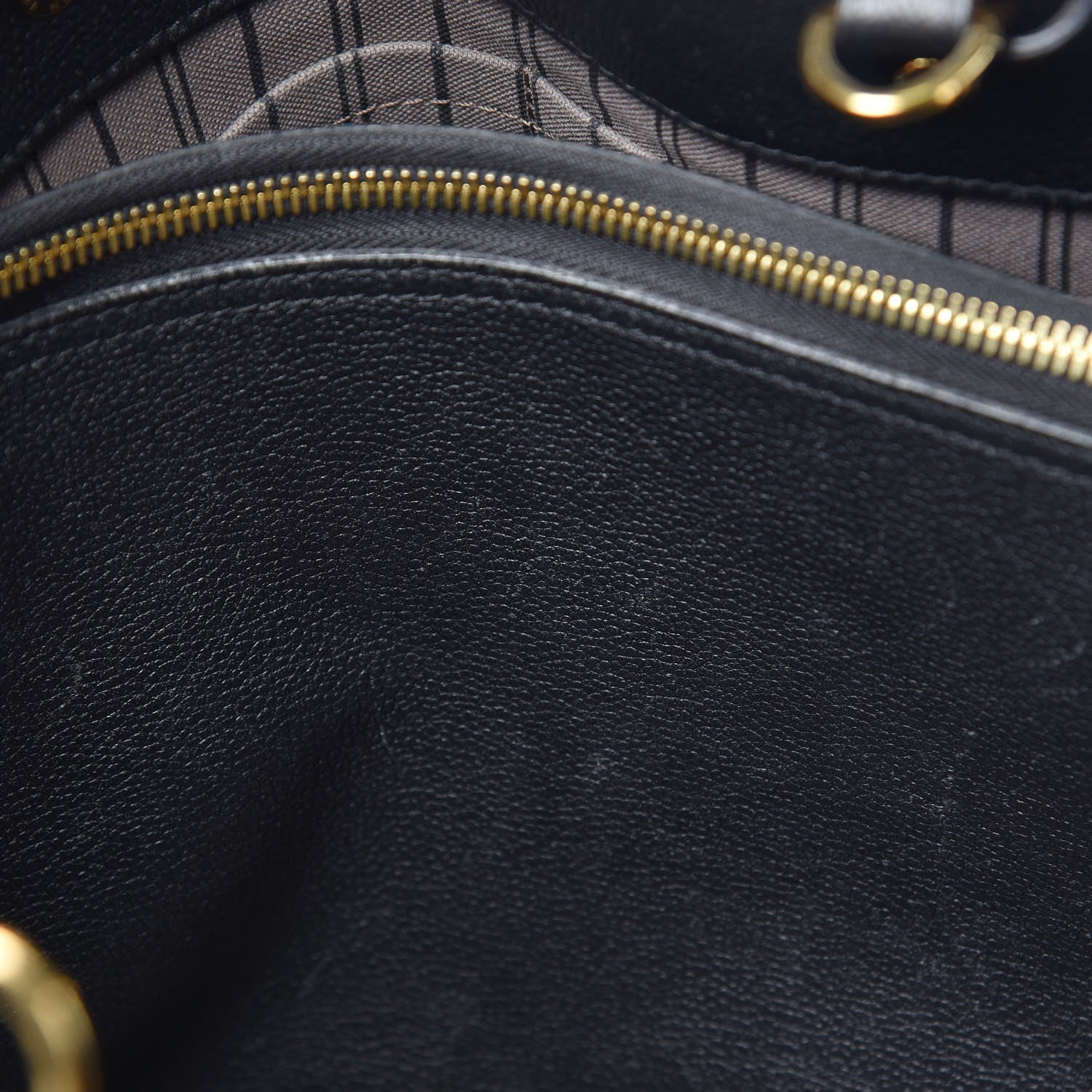 Louis Vuitton Empreinte Montaigne GM Black 9 of 19