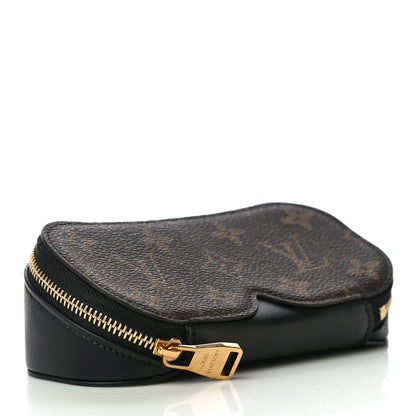 Louis Vuitton Monogram Sunglasses Pouch GM 3 of 8