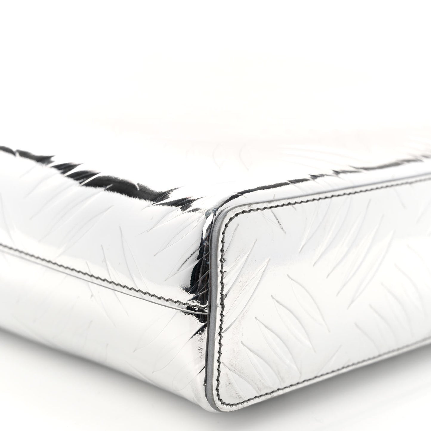 Metallic Spazzolato Embossed Tote Argento