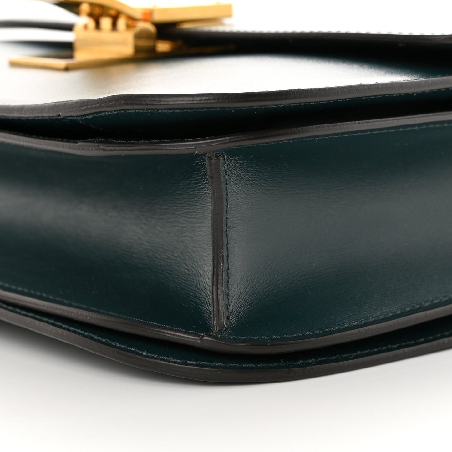 Box Calfskin Classic Box Medium Flap Bag Amazone