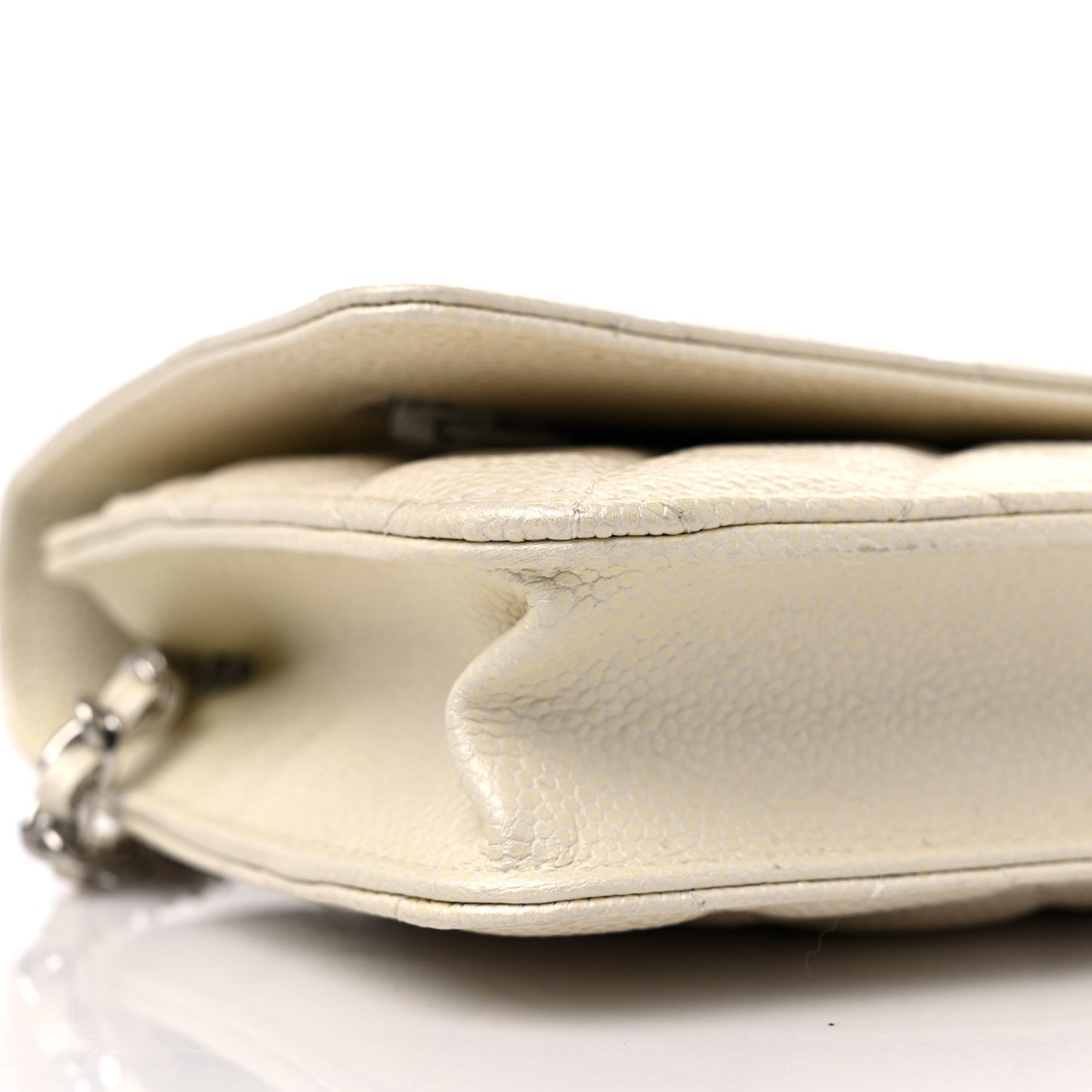 Iridescent Caviar Quilted Wallet on Chain WOC Ivory