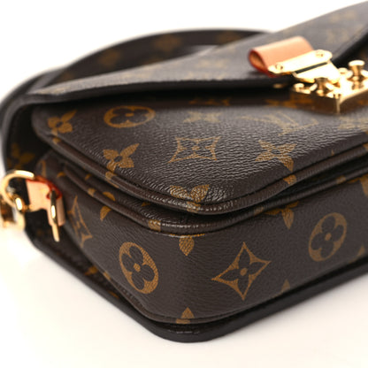 Louis Vuitton Monogram Pochette Metis East West 6 of 8