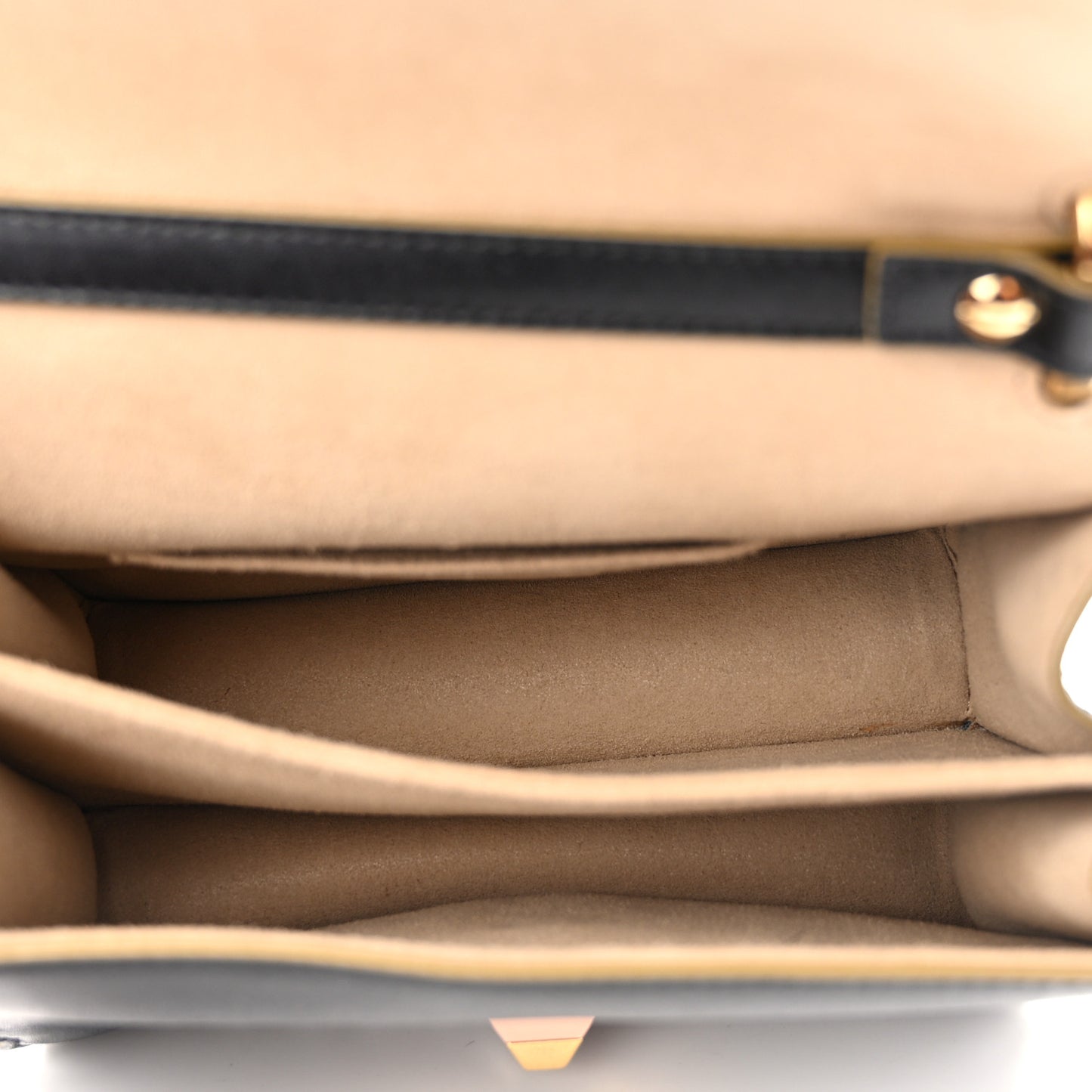 Vitello Liberty Scalloped Studded Small Kan I Shoulder Bag Black