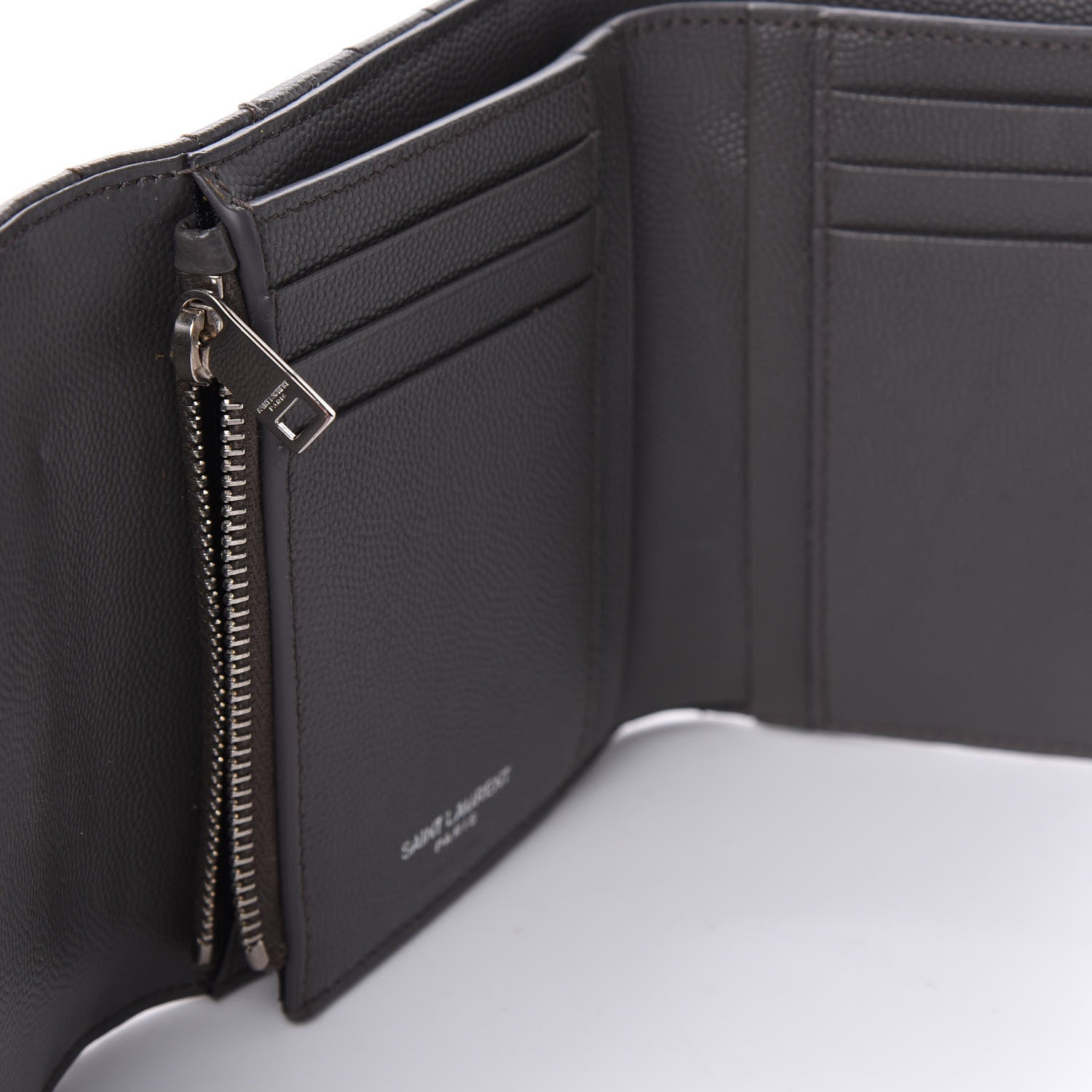 Saint Laurent Grain De Poudre Matelasse Chevron Monogram Compact Tri Fold Wallet Earth 5 of 12