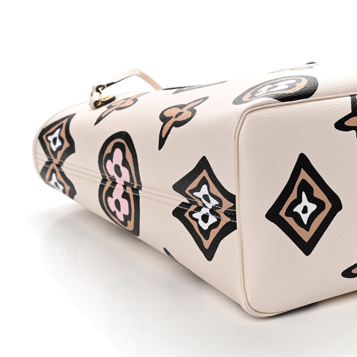 Monogram Giant Wild At Heart Neverfull MM Creme