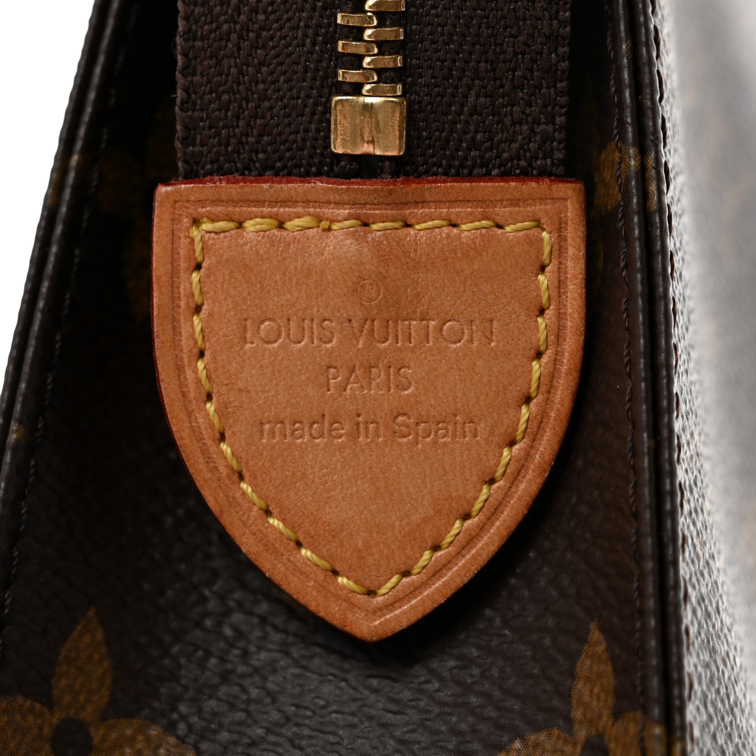 Louis Vuitton Monogram Toiletry Pouch 19 6 of 8