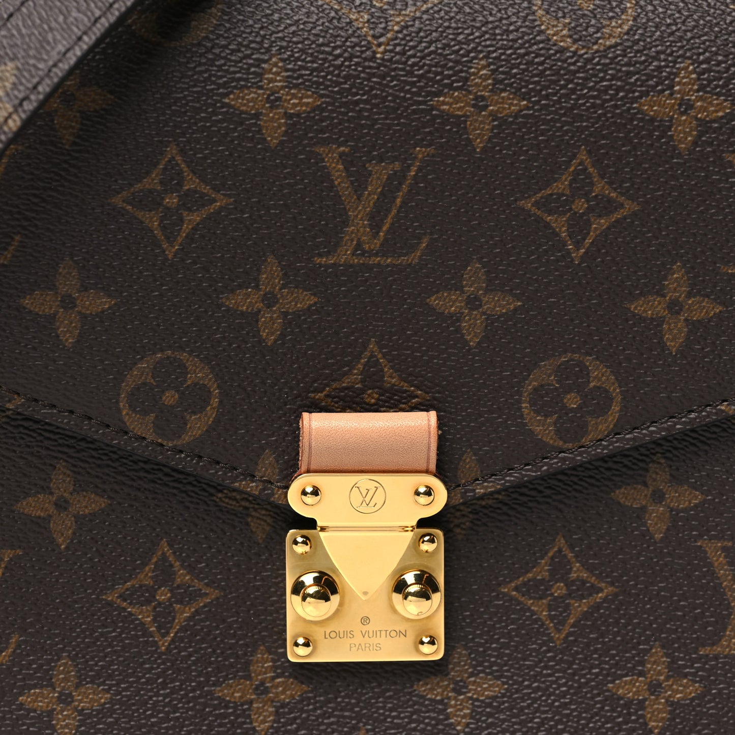 Monogram Pochette Metis