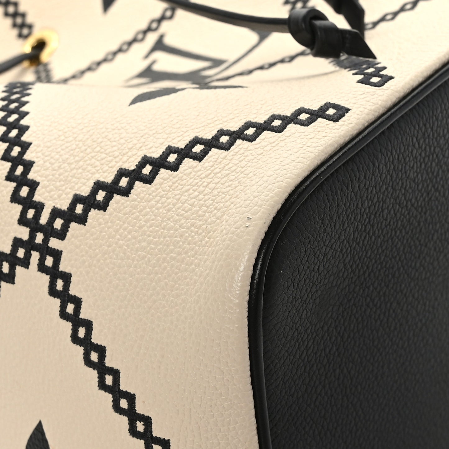 Empreinte Monogram Giant Broderies Neonoe MM Cream Black