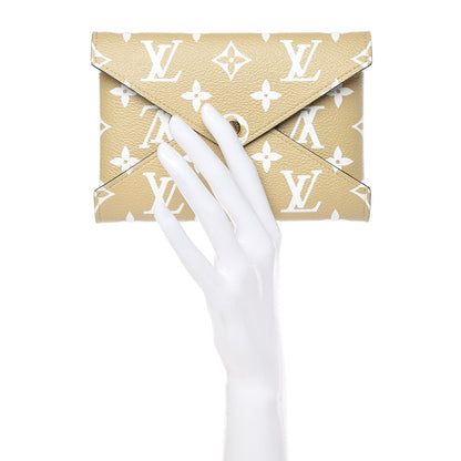 Louis Vuitton Monogram Giant Medium Kirigami Pochette Insert Beige 2 of 7