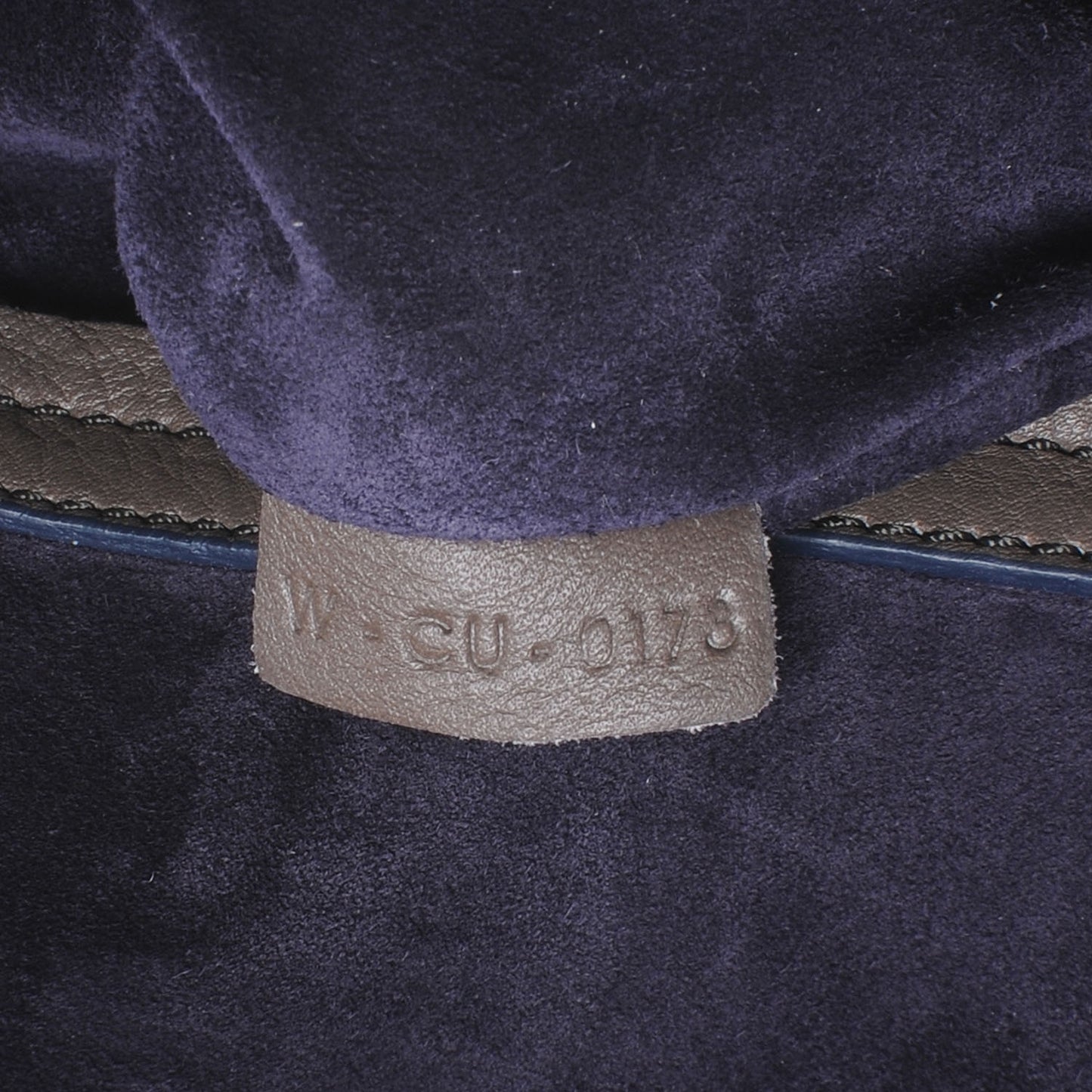 Smooth Calfskin Medium Phantom Luggage Anthracite