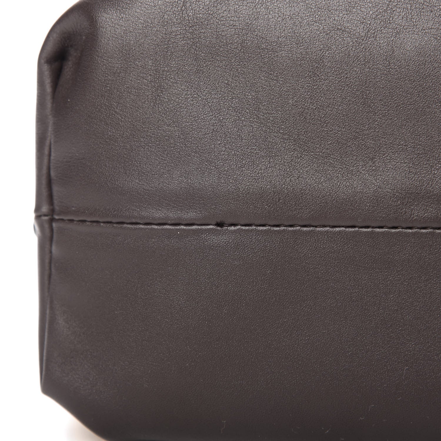 Bottega Veneta Calfskin The Pouch Chain Fondant 10 of 10